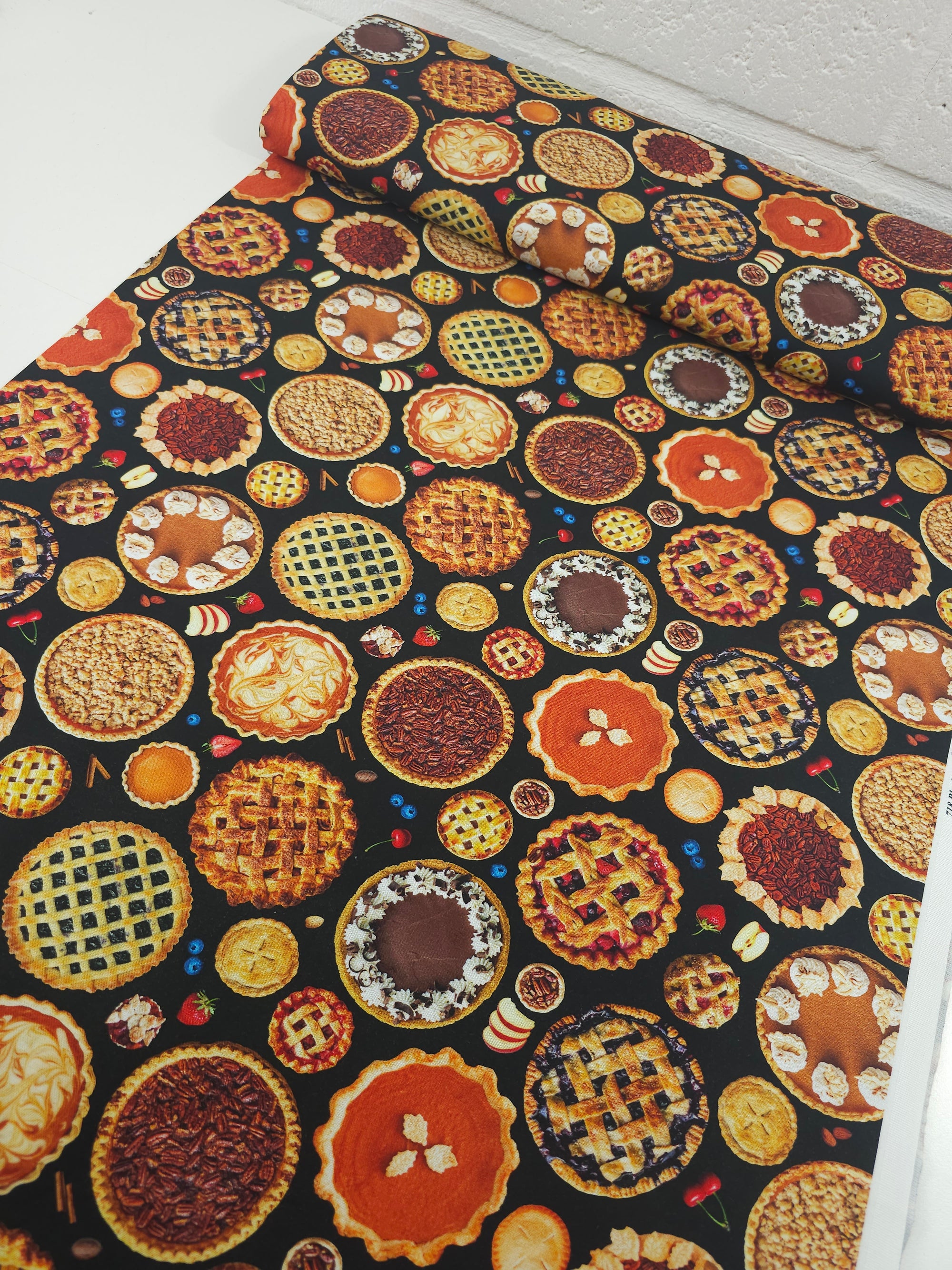 Pie Festivities 100% Cotton