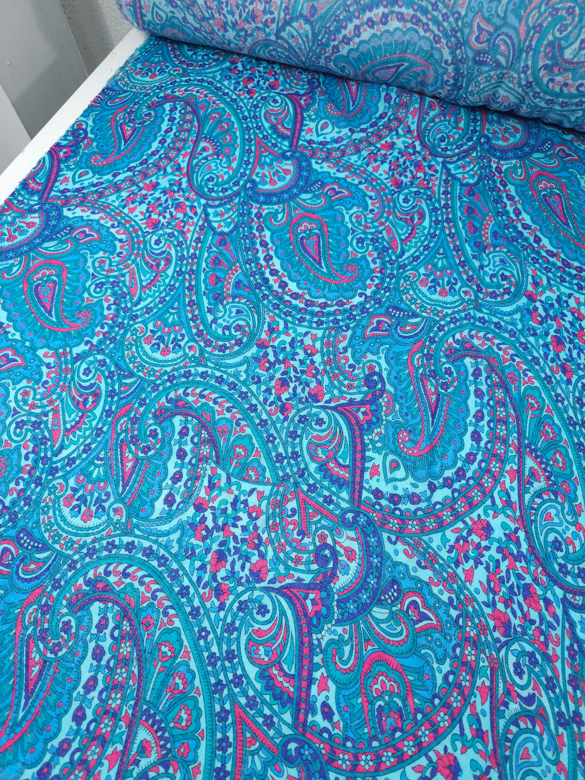 Turquoise/Hot Pink Paisley Viscose