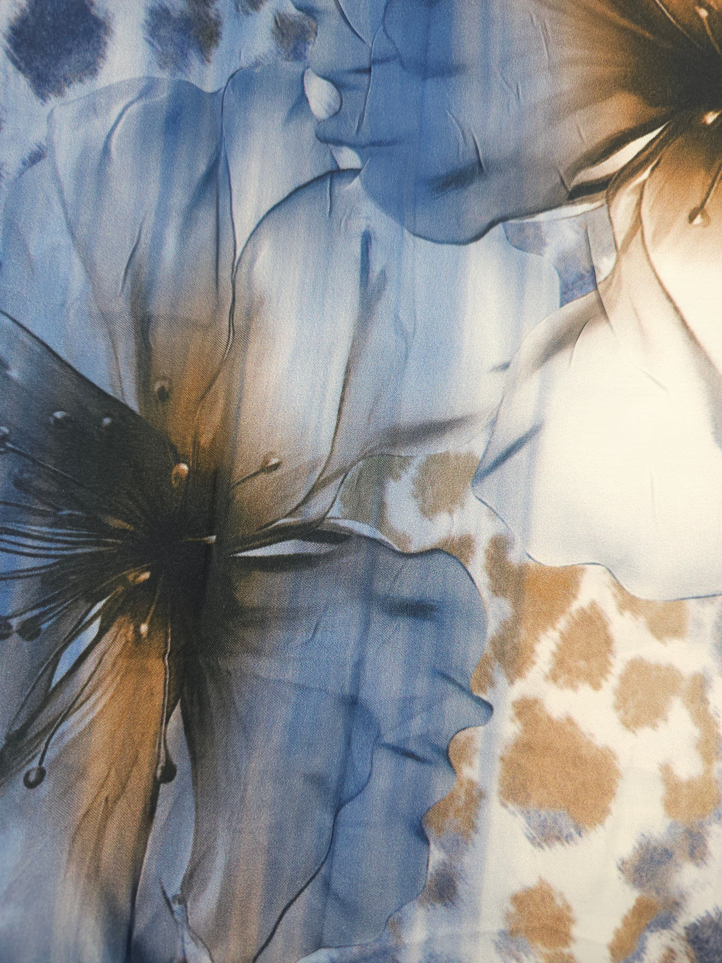 Blue cheetah flower Viscose sateen- 2m piece