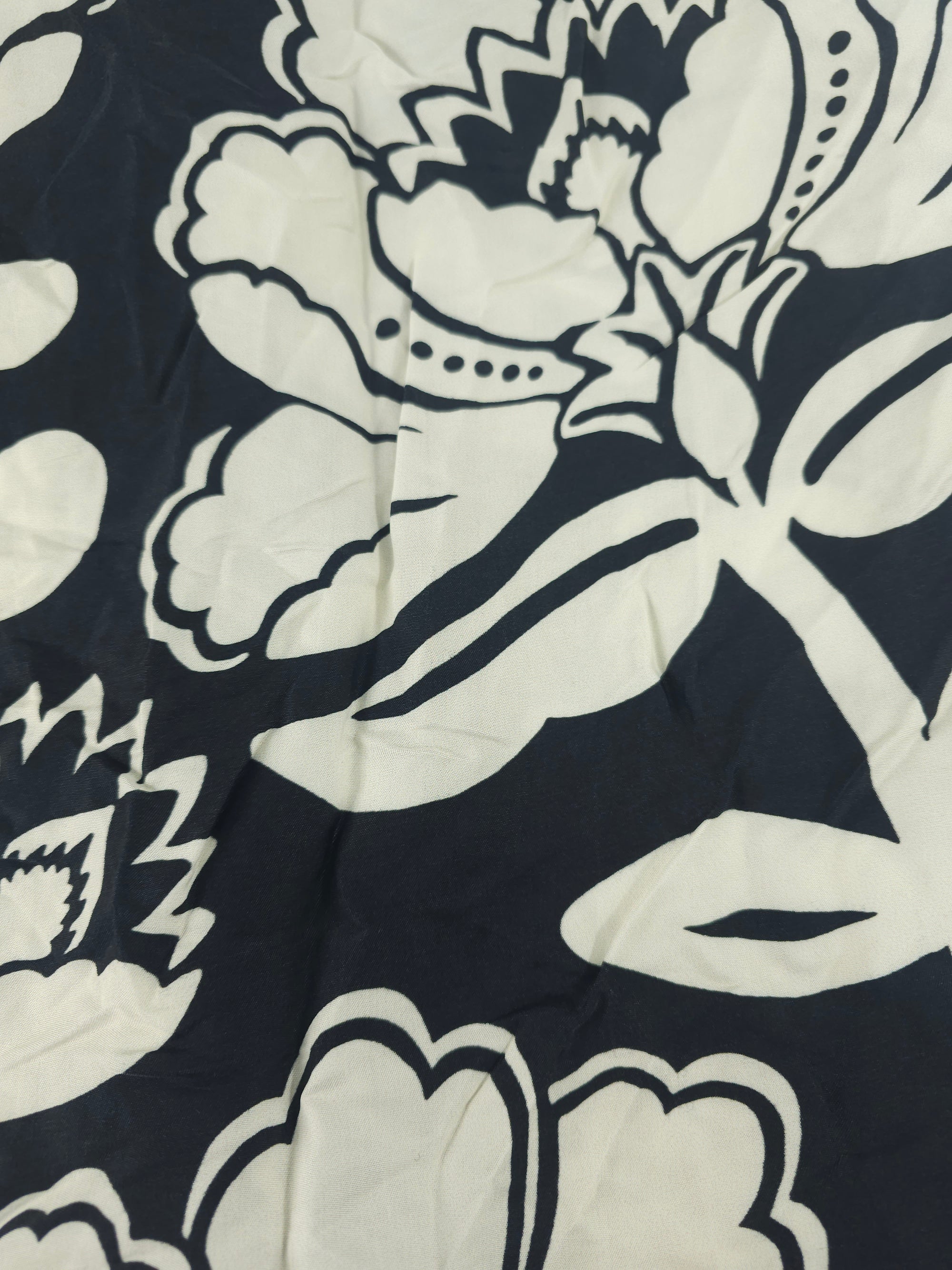 Dark bold floral Viscose sateen- 3m piece