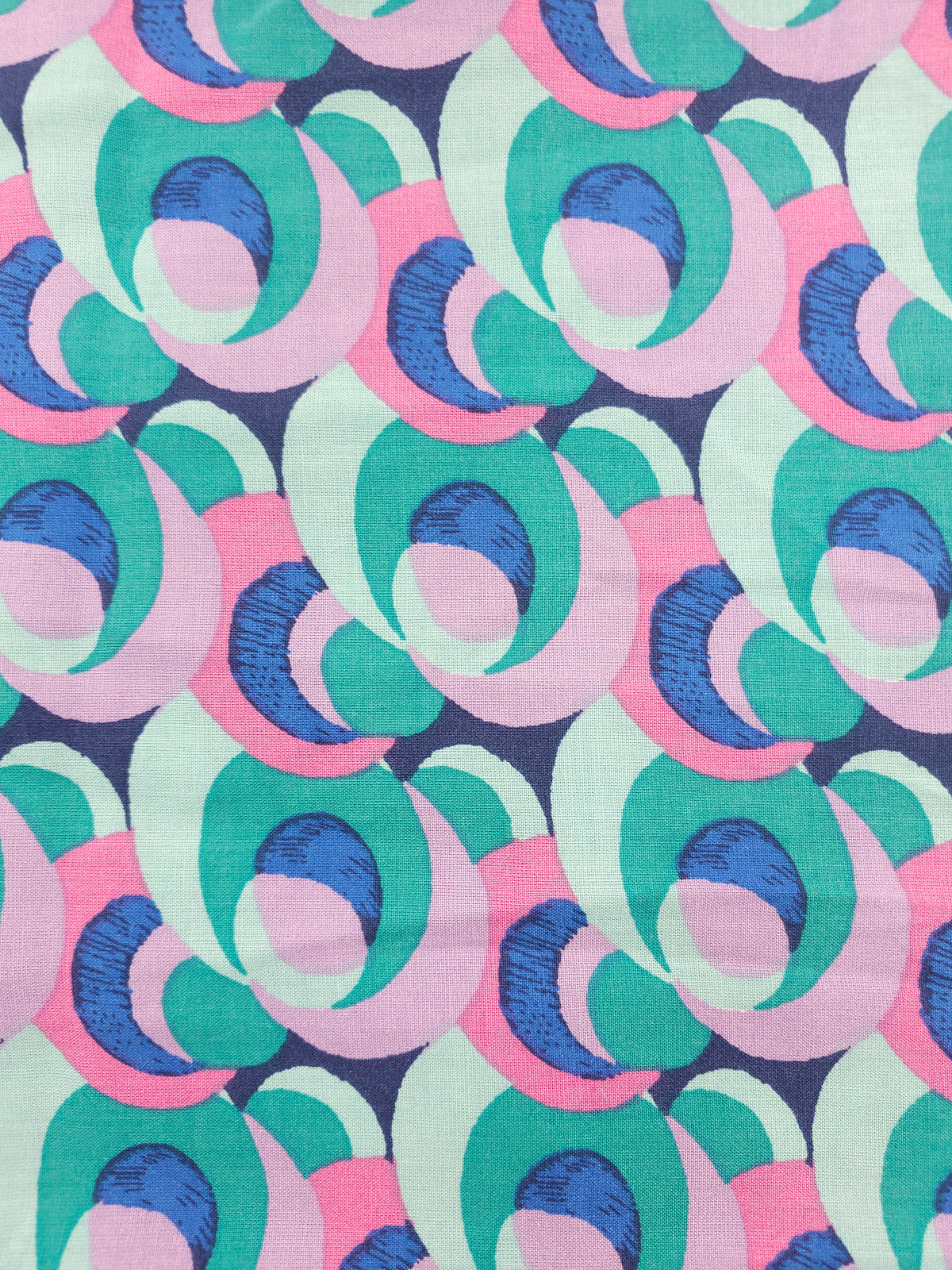Retro egg repeat Viscose- 2m piece
