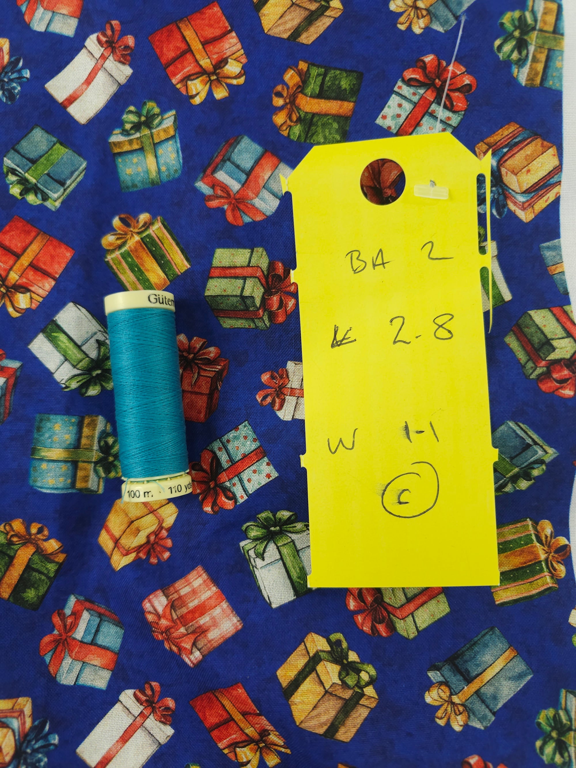 Blue presents Cotton- 2.8m piece