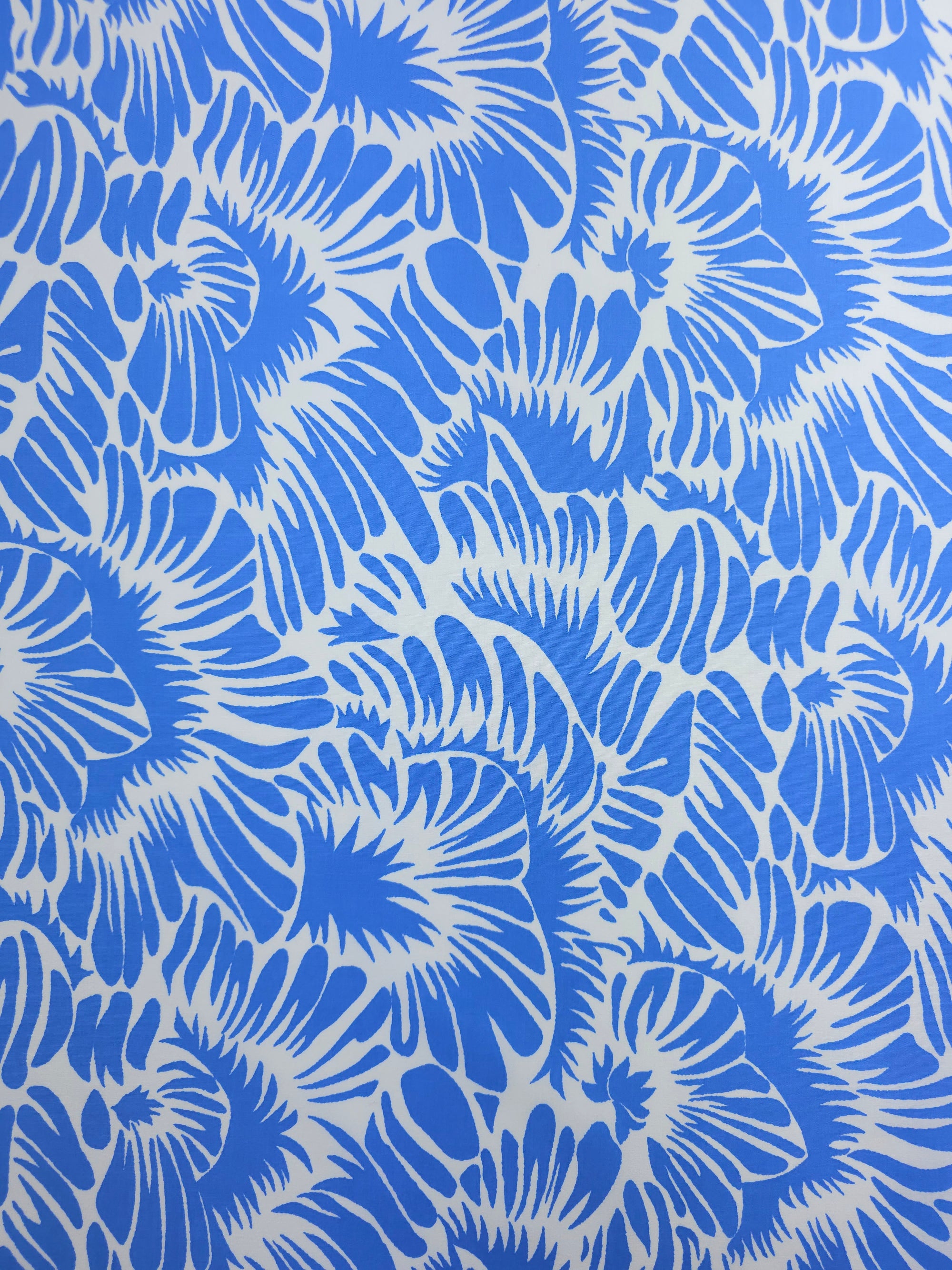 Periwinkle Blur Abstract Fan Leaf Cotton Poplin