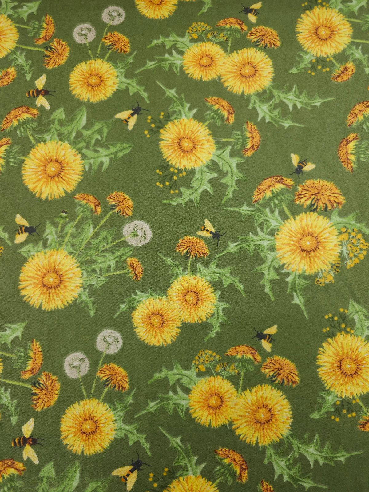 Dandelion Bee Lightweight Flannel Cotton