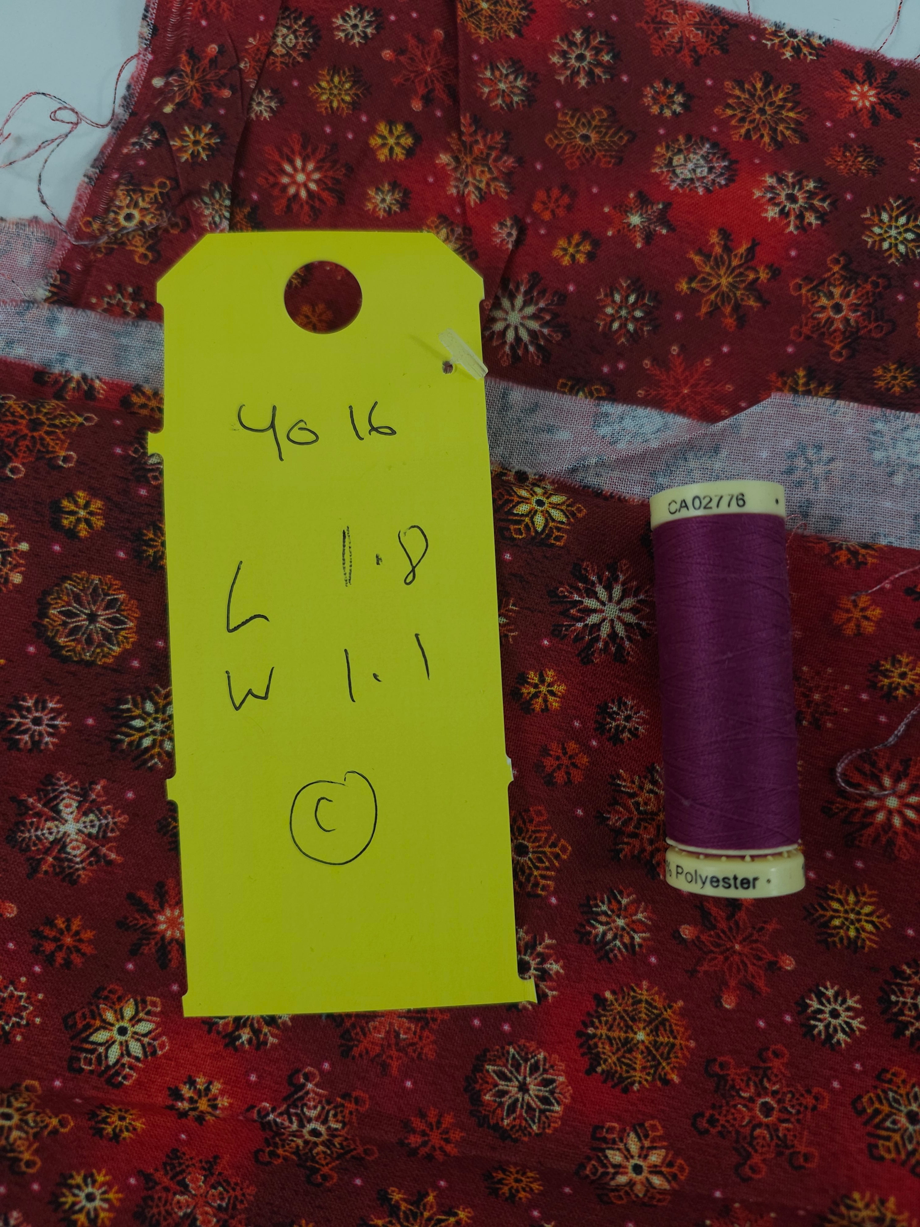 Red snowflake Cotton- 1.8m piece