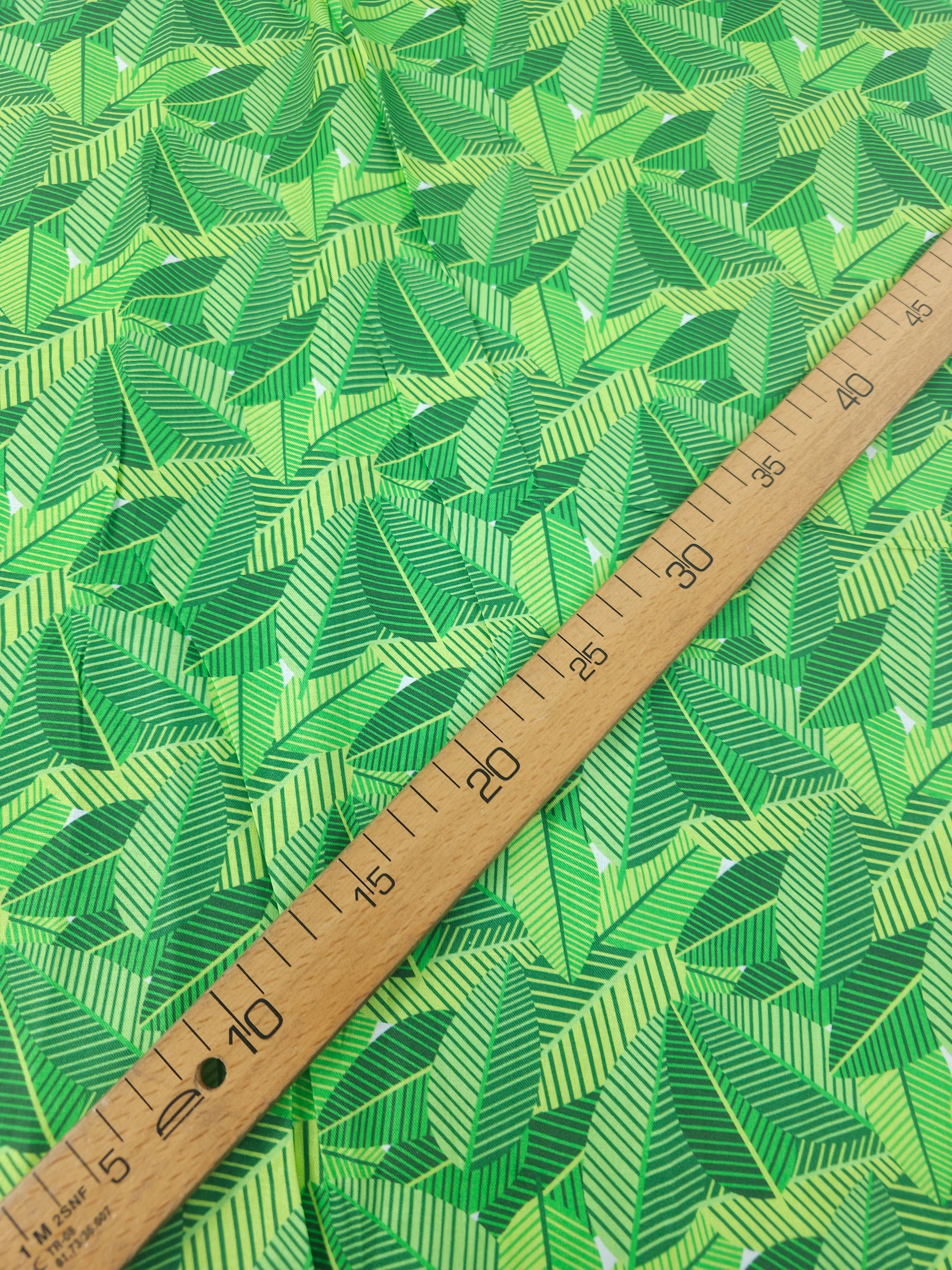 Green Abstract Leaf Shifter 100% Cotton
