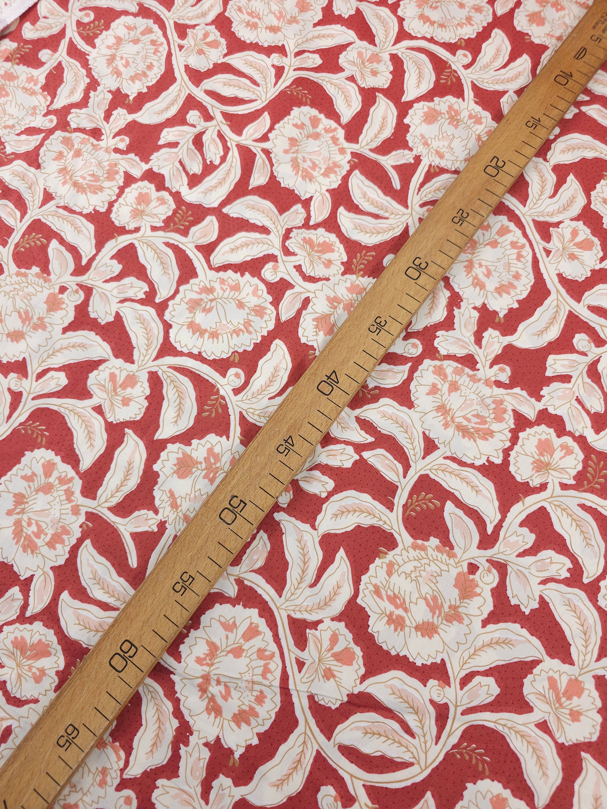 Pale Burgundy/Cream Puff Spiral Cambric Cotton