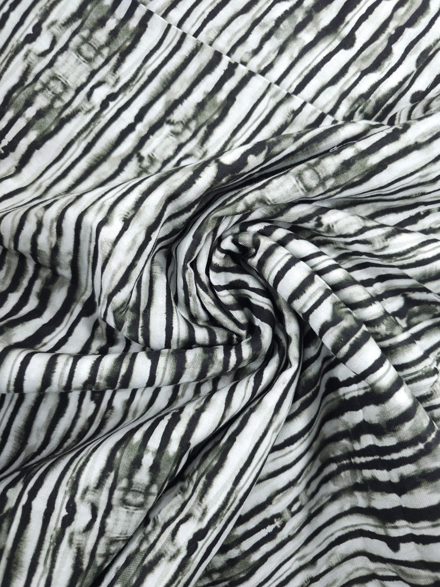 Monochrome Ikat Cotton - 2m Piece