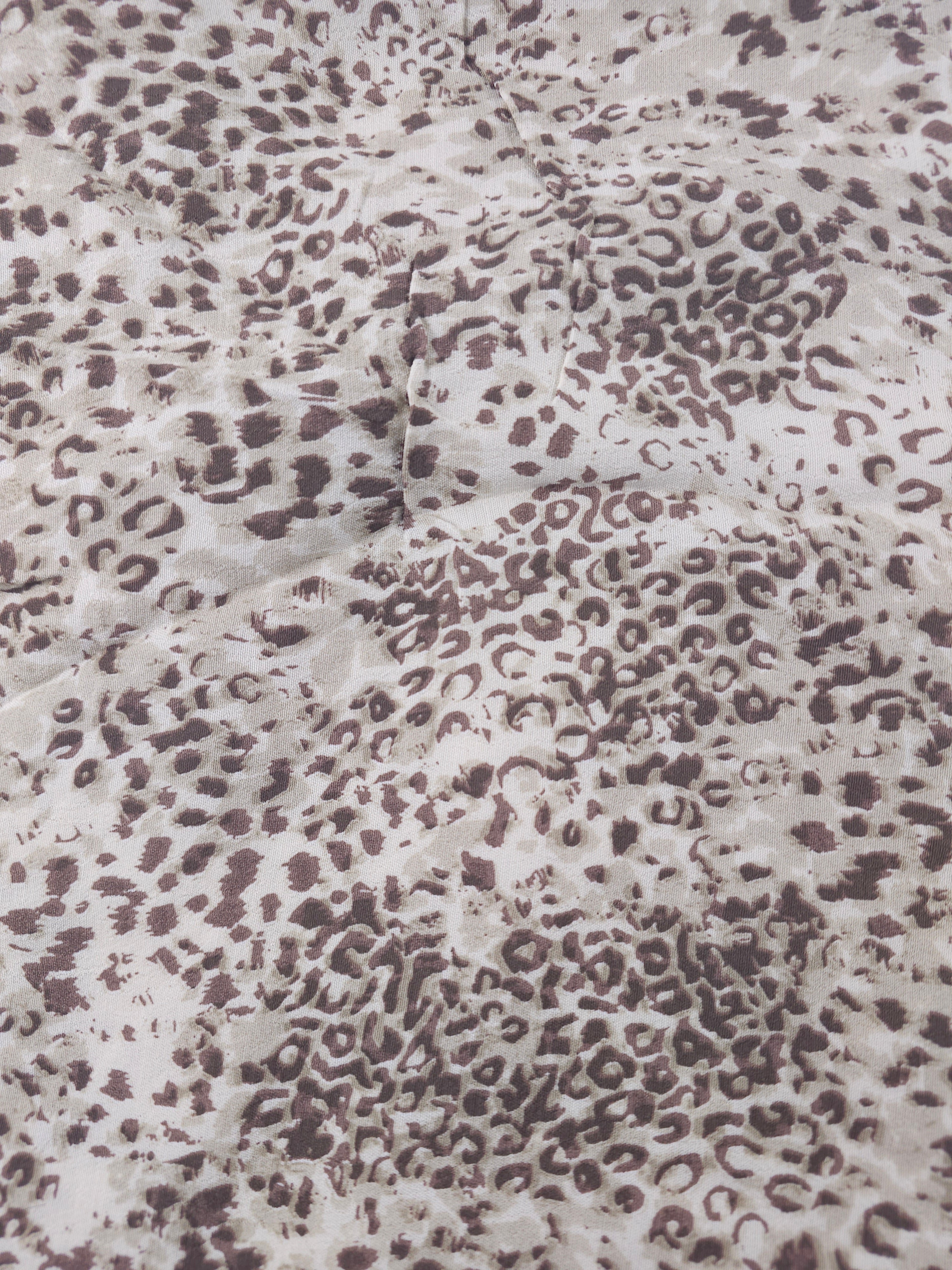 Cool toned cheetah Viscose crepe- 4m piece