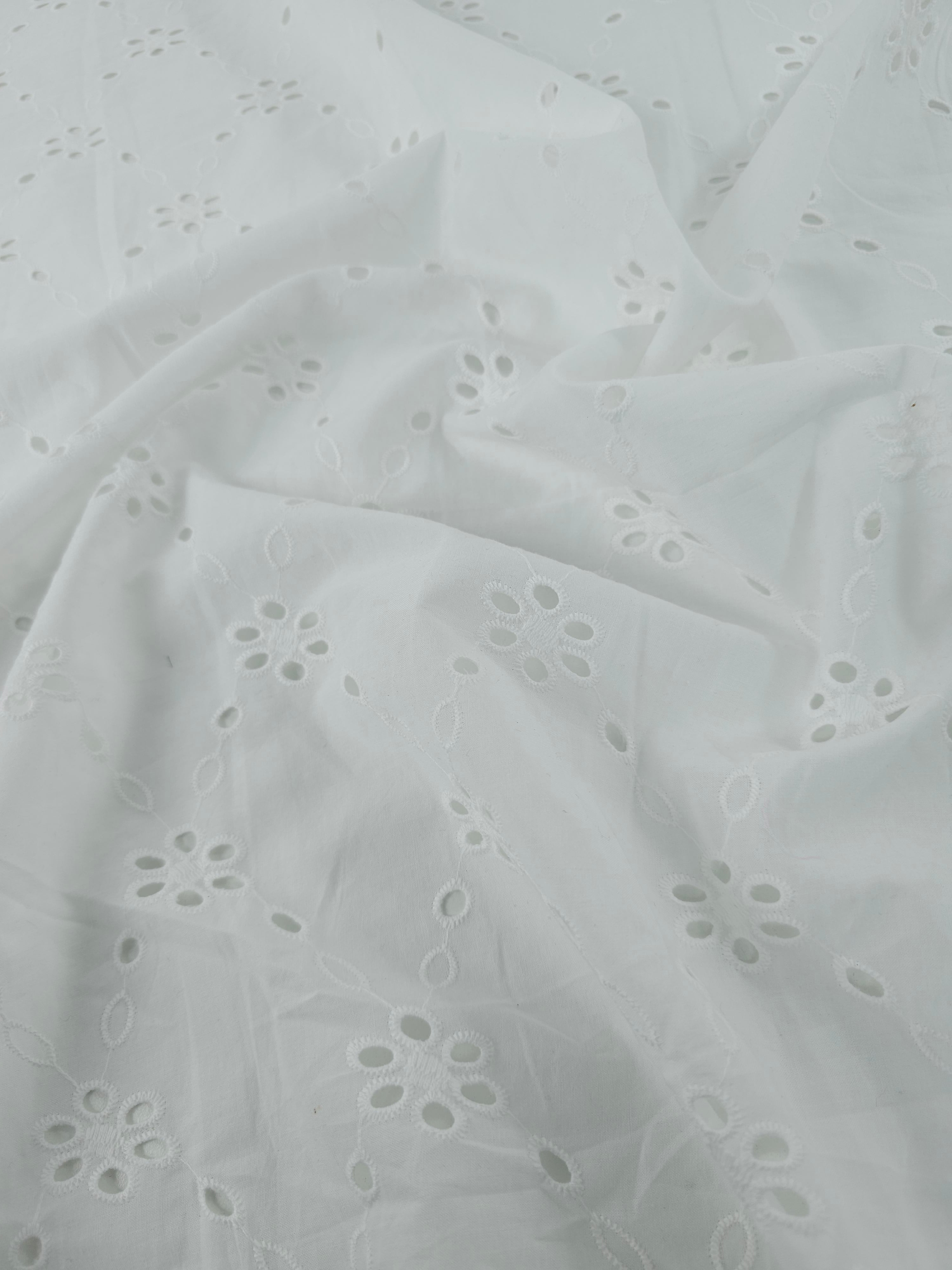 White Daisy Diamond Cambric Cotton Broderie Anglaise