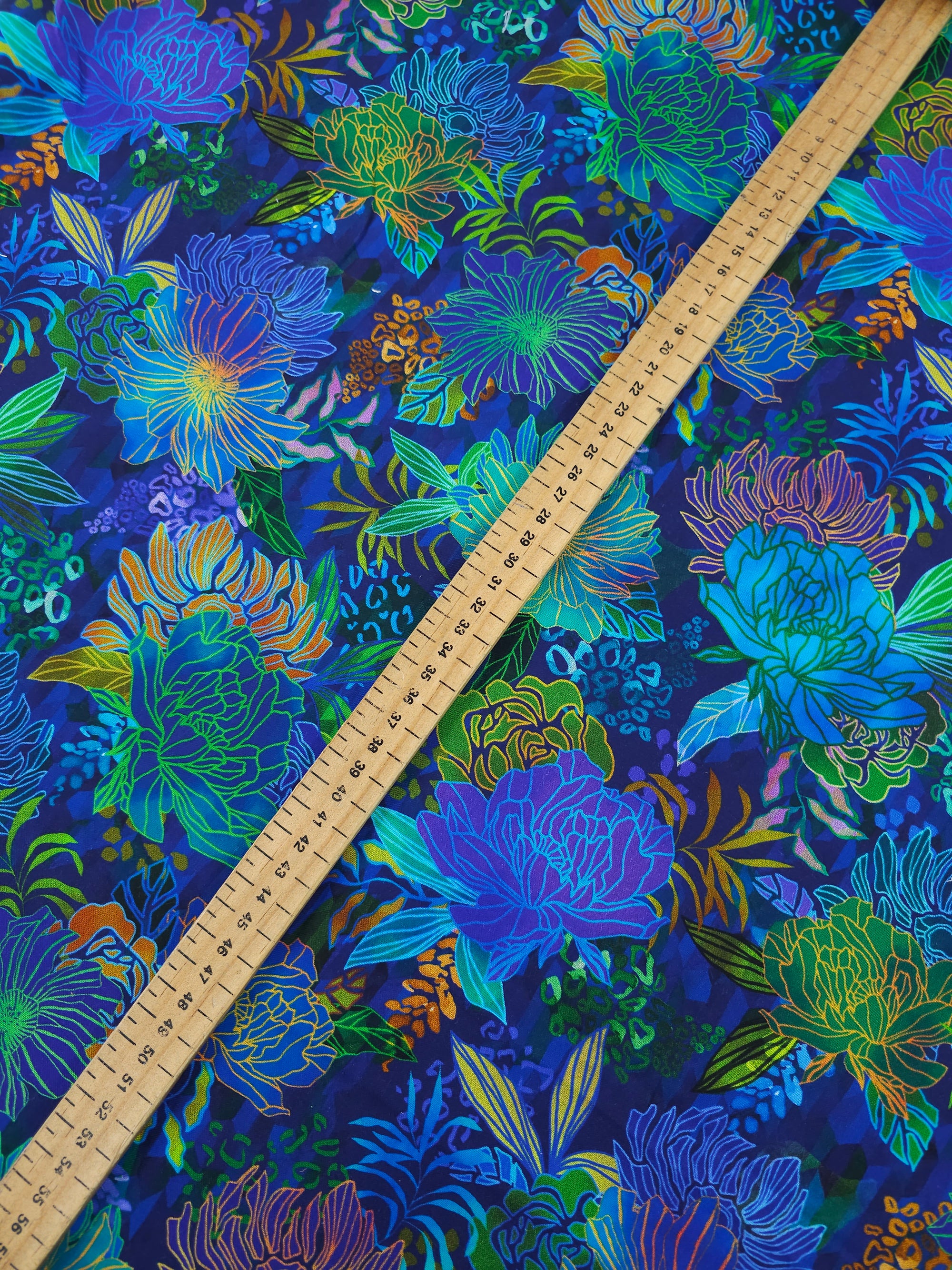 Blue Midnight In The Jungle Floral 100% Cotton 103" - Robert Kaufman *EXTRA WIDE*