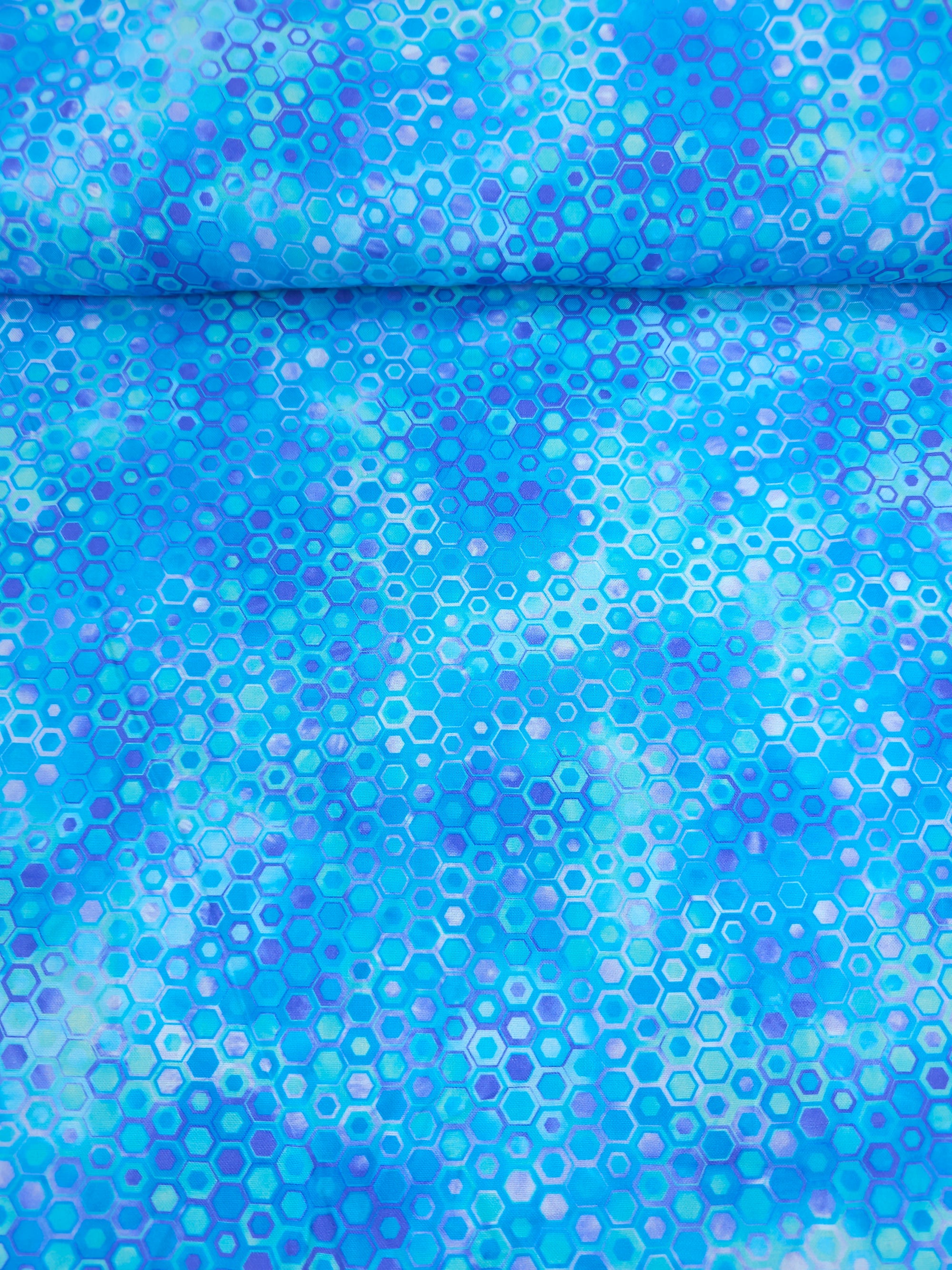 Light Blue/Purple Hexagon Phantasma 100% Cotton - Robert Kaufman