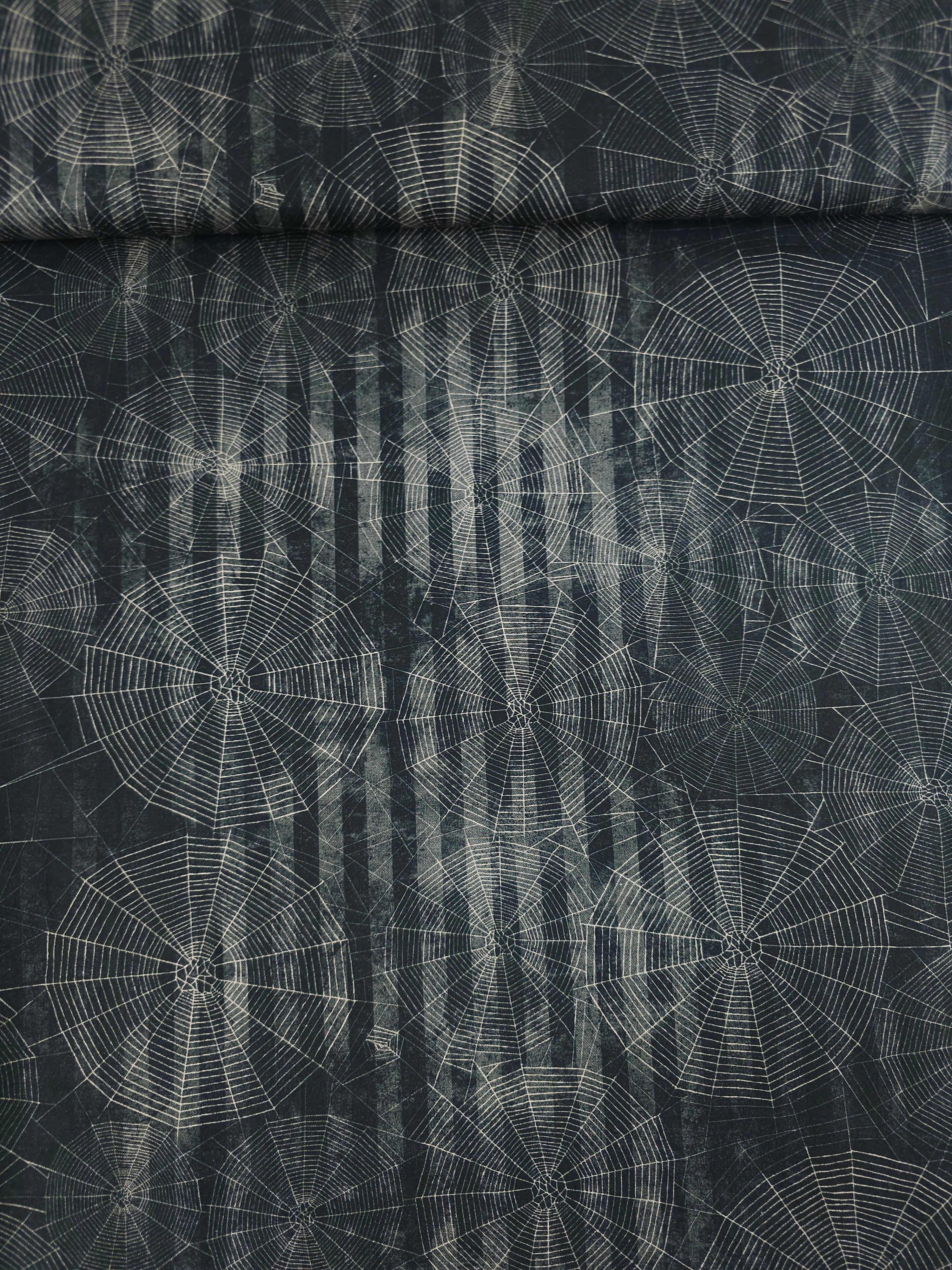 Washed Cobweb Stripe 100% Cotton - Robert Kaufman