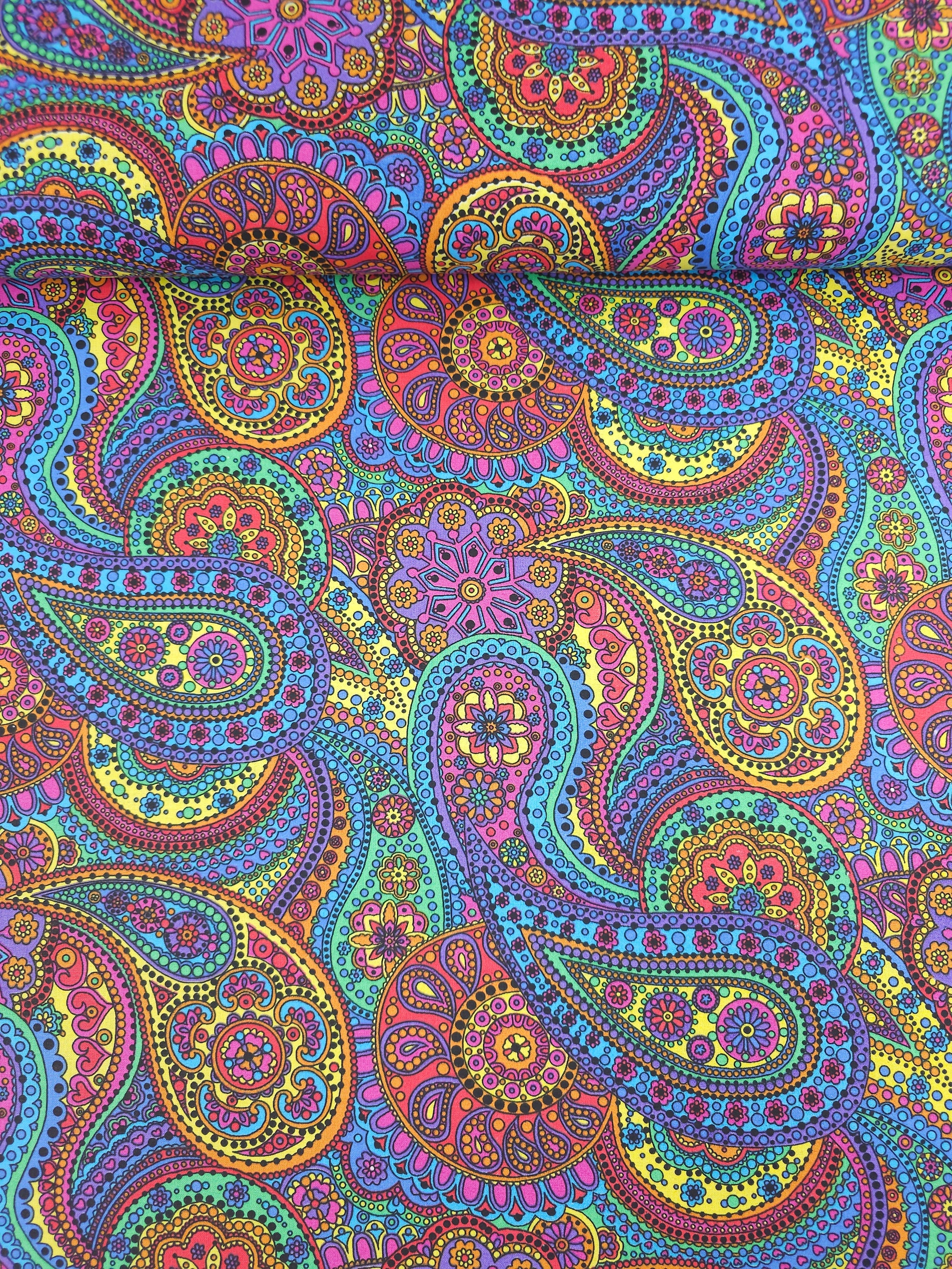 Quirky Paisley Paradise 100% Cotton 106” *EXTRA WIDE*