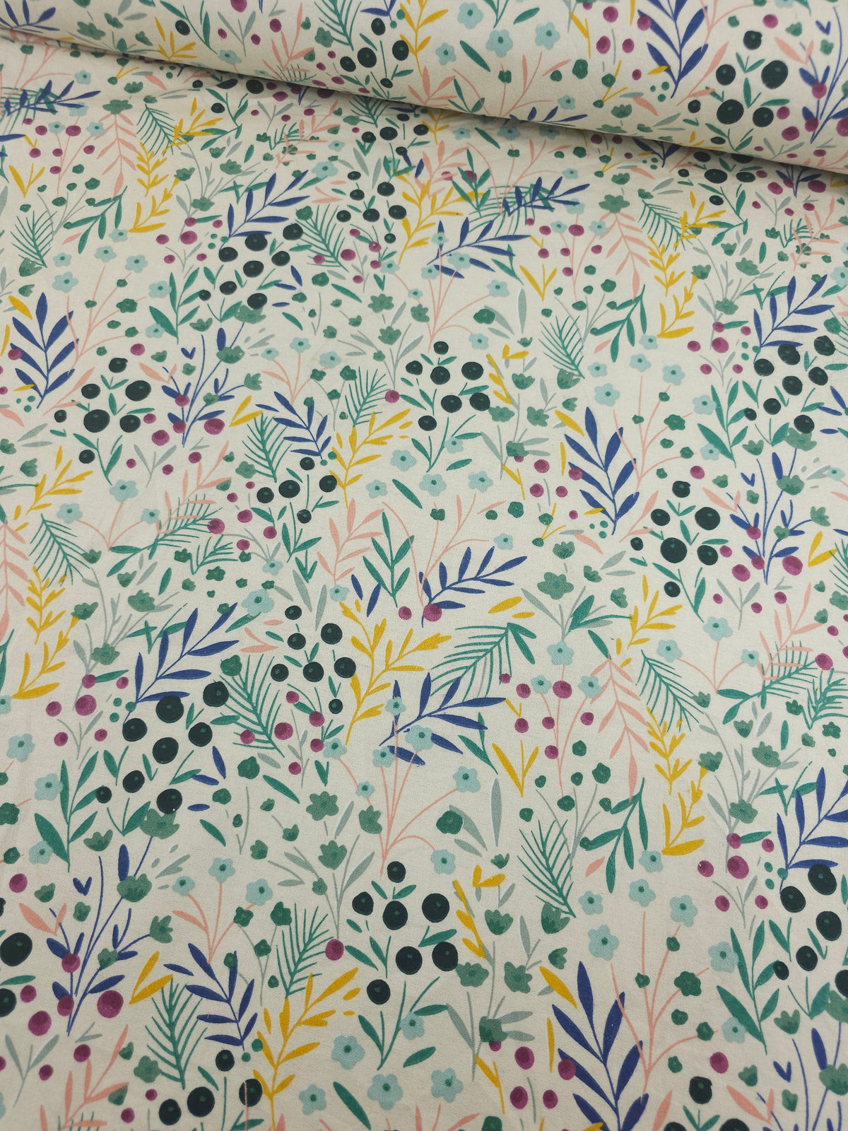 Berries And Branches Lightweight Flannel Cotton