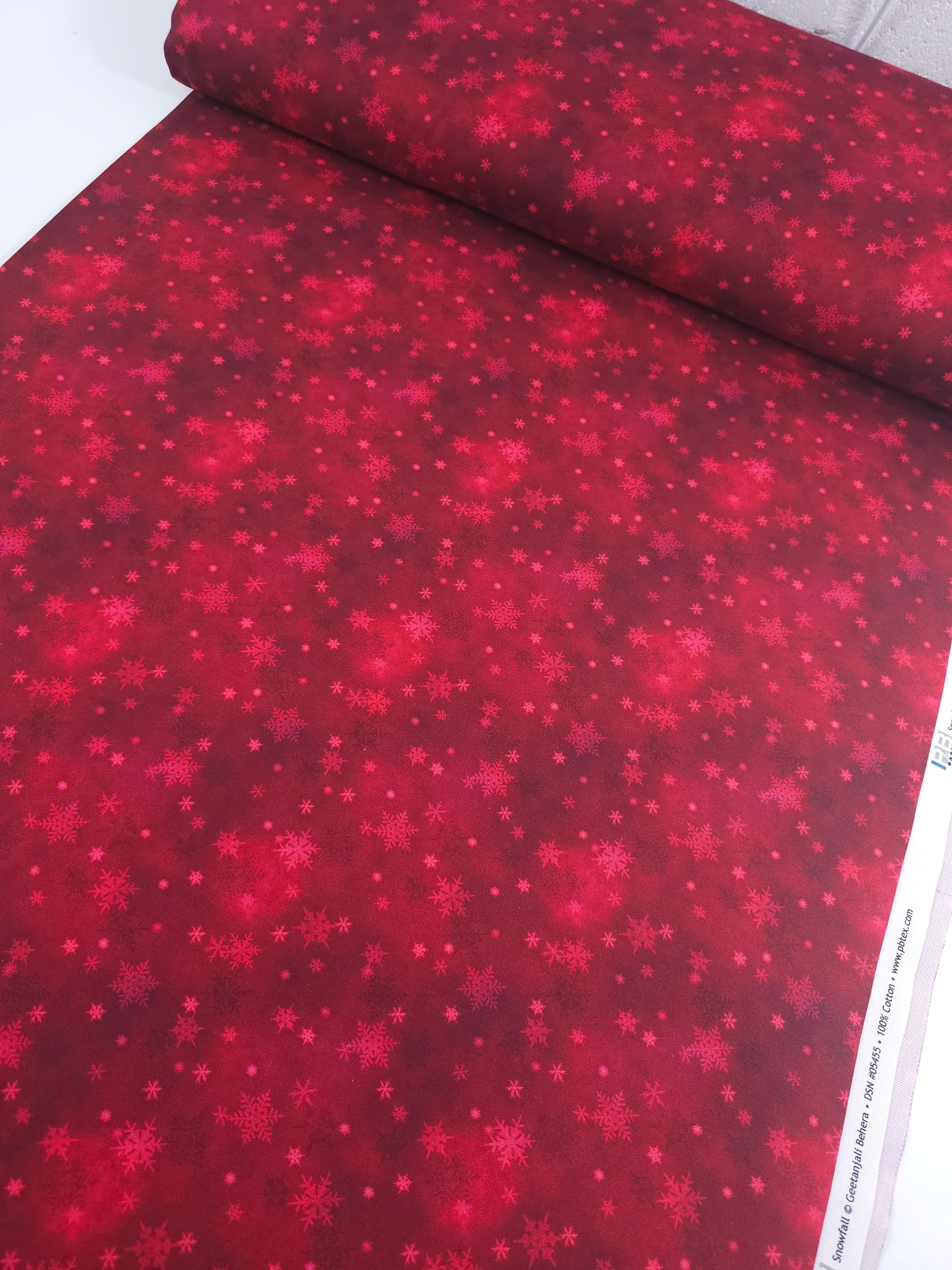 Red Snowflakes 100% Cotton