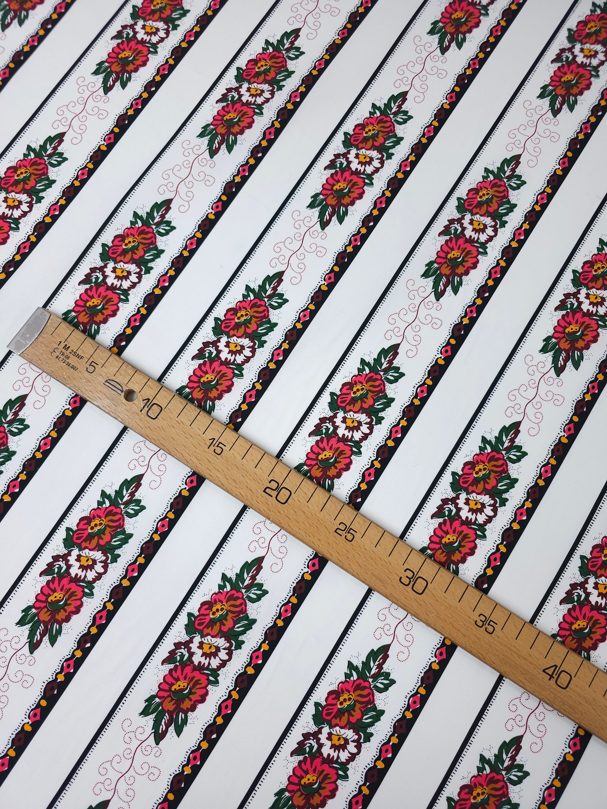 Floral Vintage Border Stripe Lightweight Cotton