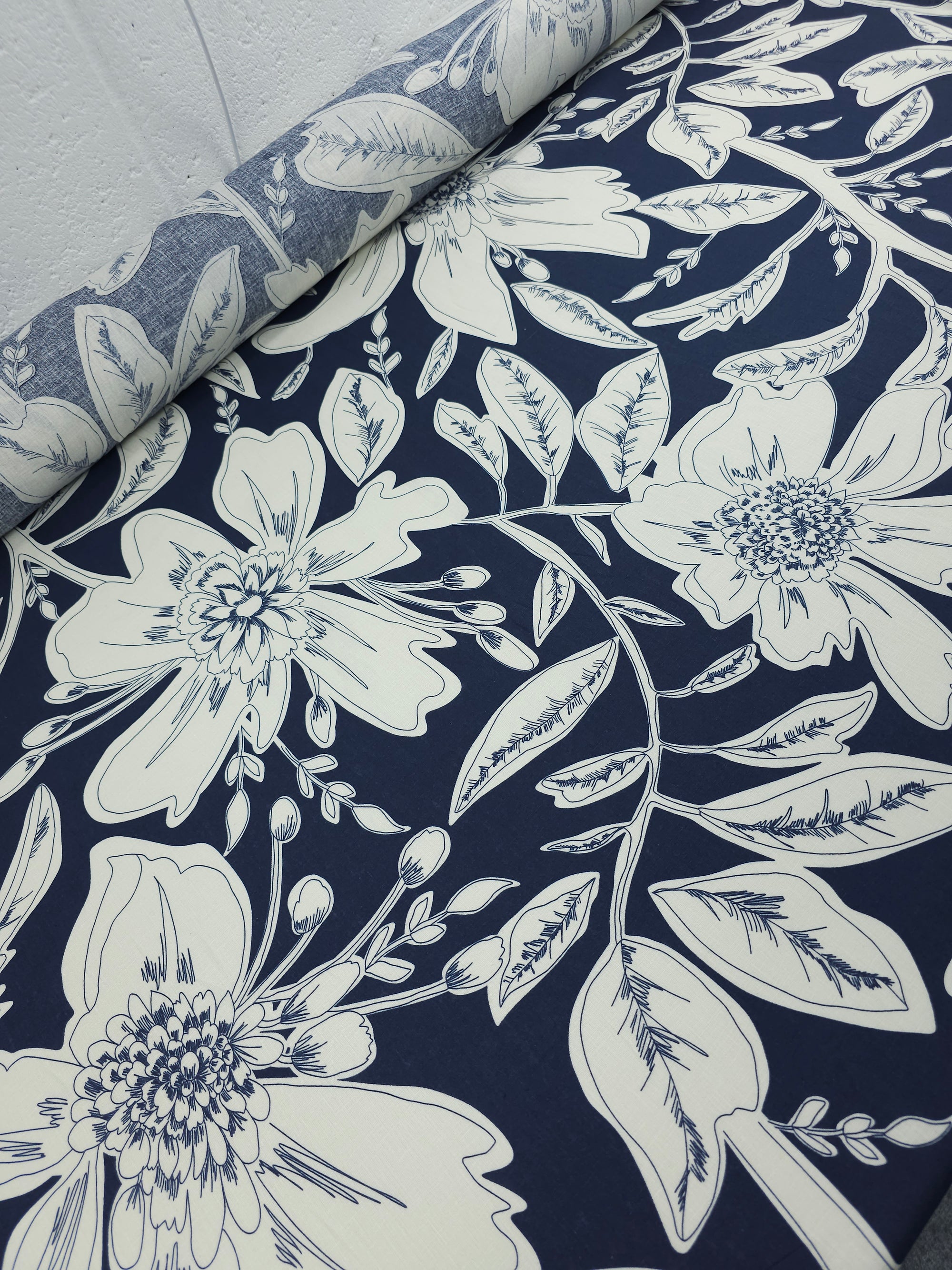 Navy/Ivory Large Floral 100% Linen *DEFECT*