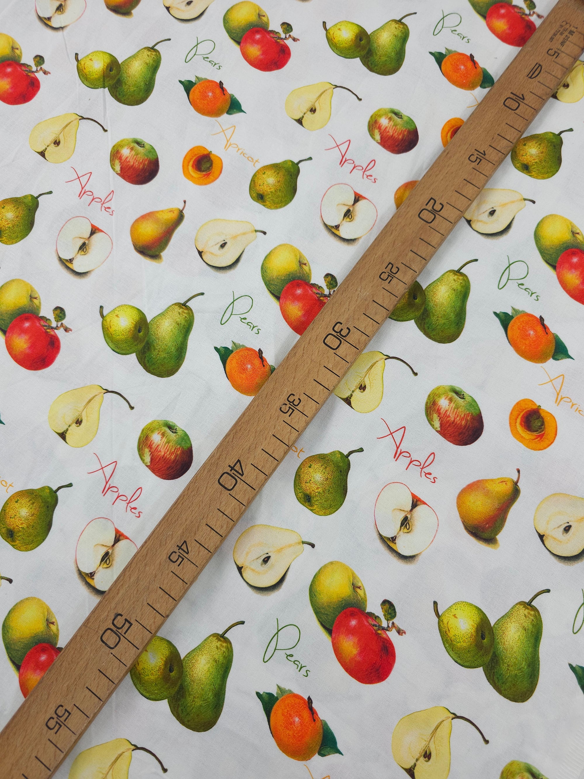 Apples Pears Apricots 100% Cotton - Joann