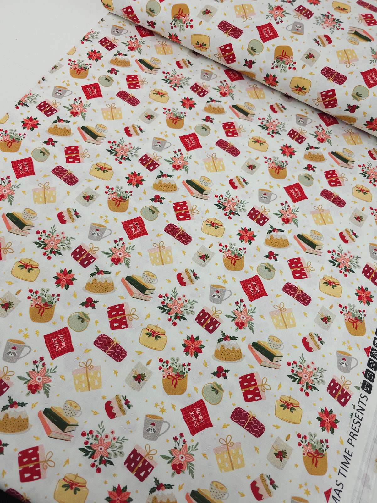 Christmas Allover 100% Cotton