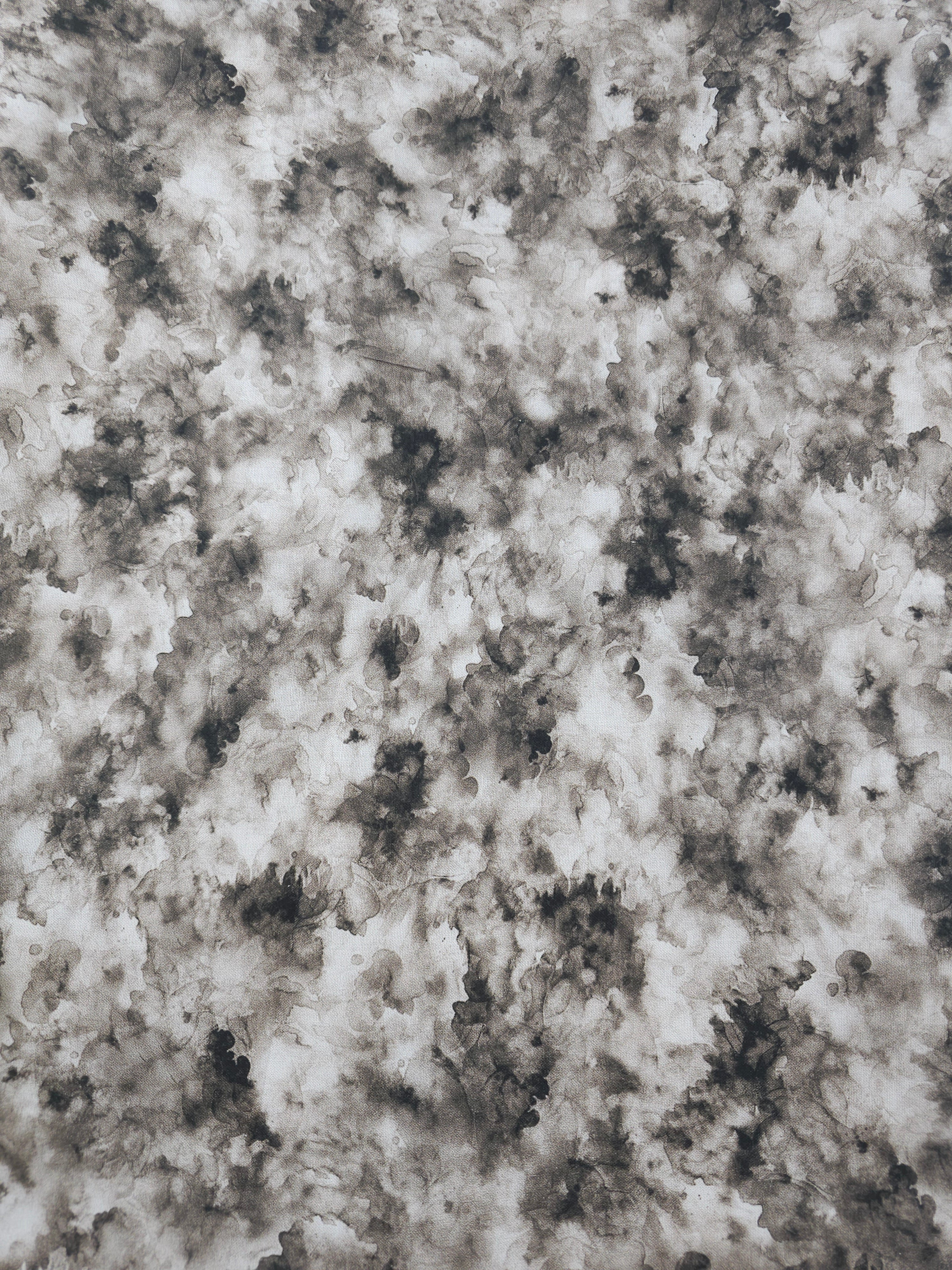 Cloudy auras Cotton- 1.4m piece
