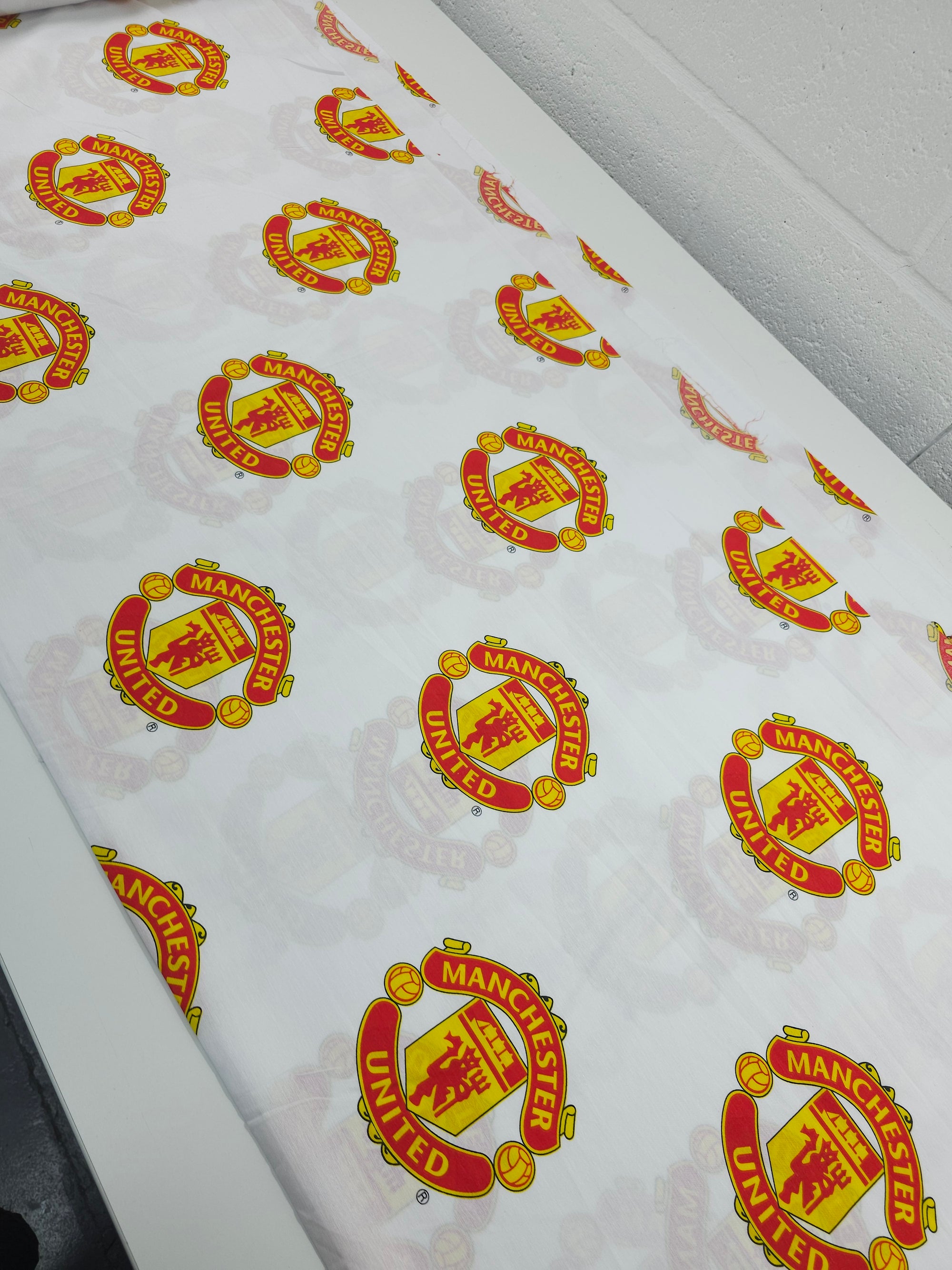 White Manchester United FC Emblem 100% Cotton Football Fabric 94" *EXTRA WIDE*