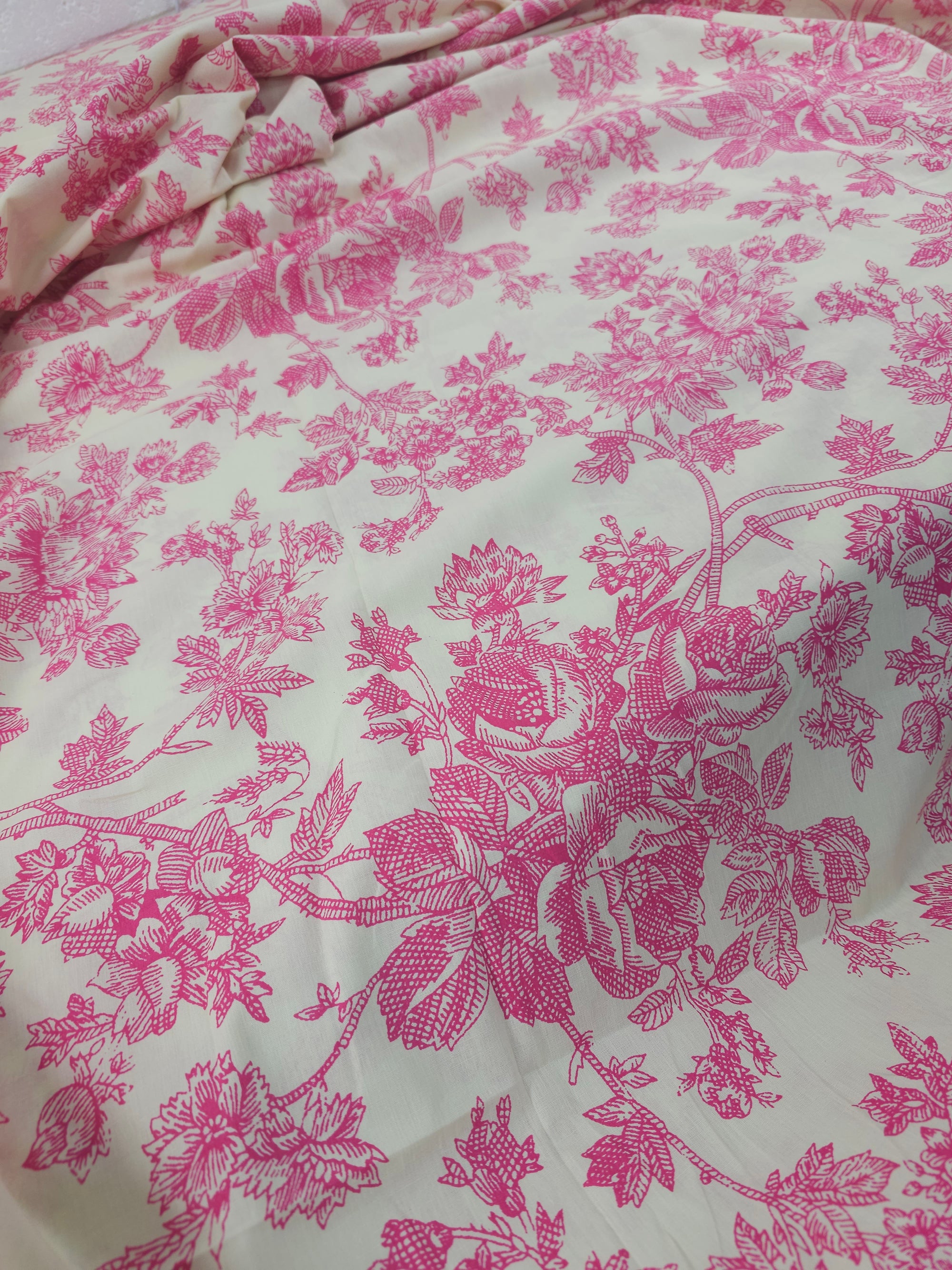 Pink Sketch Floral 100% Cotton 110” - Urban Outfitters *EXTRA WIDE*