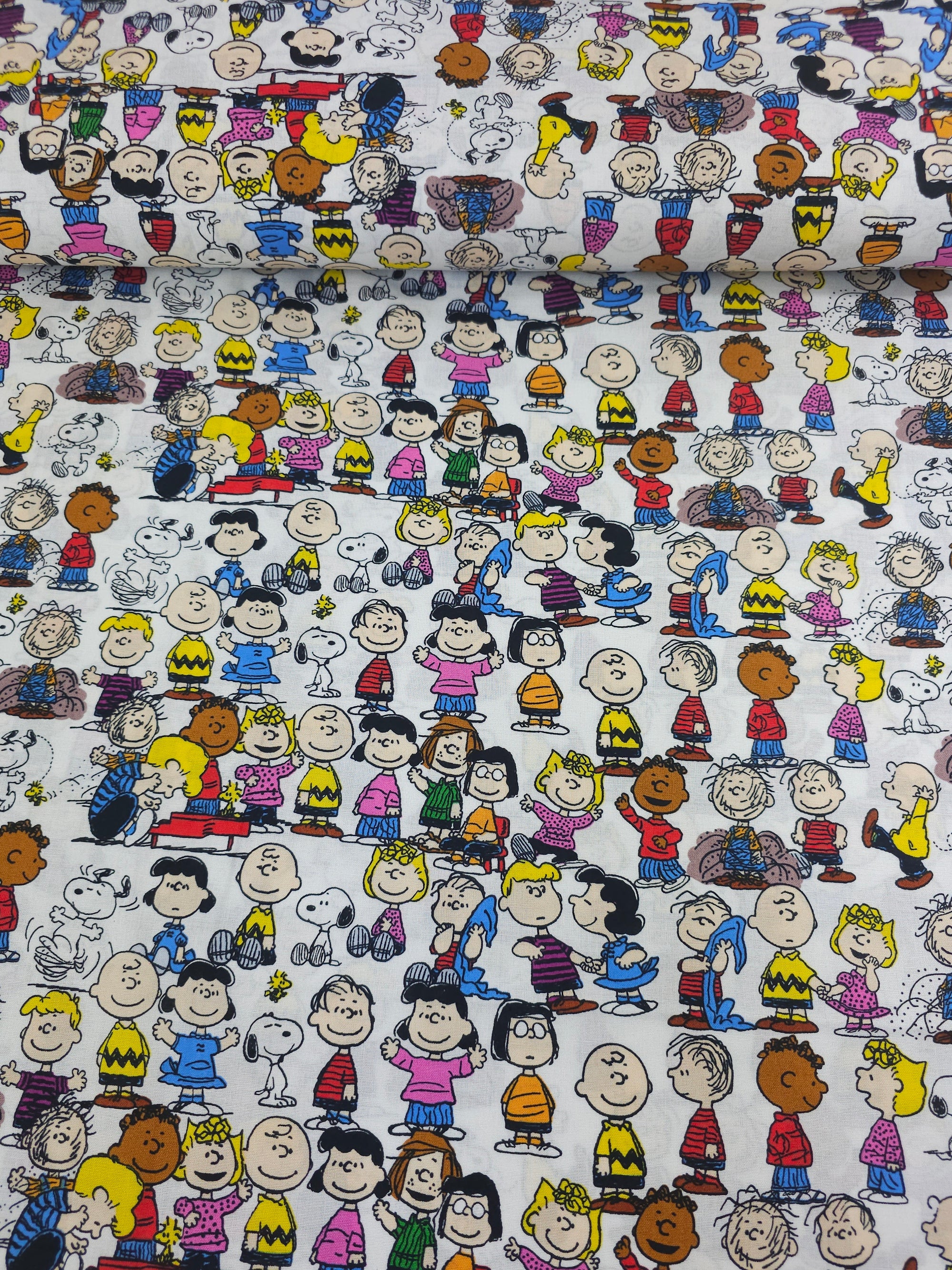 Peanuts Gang 100% Cotton