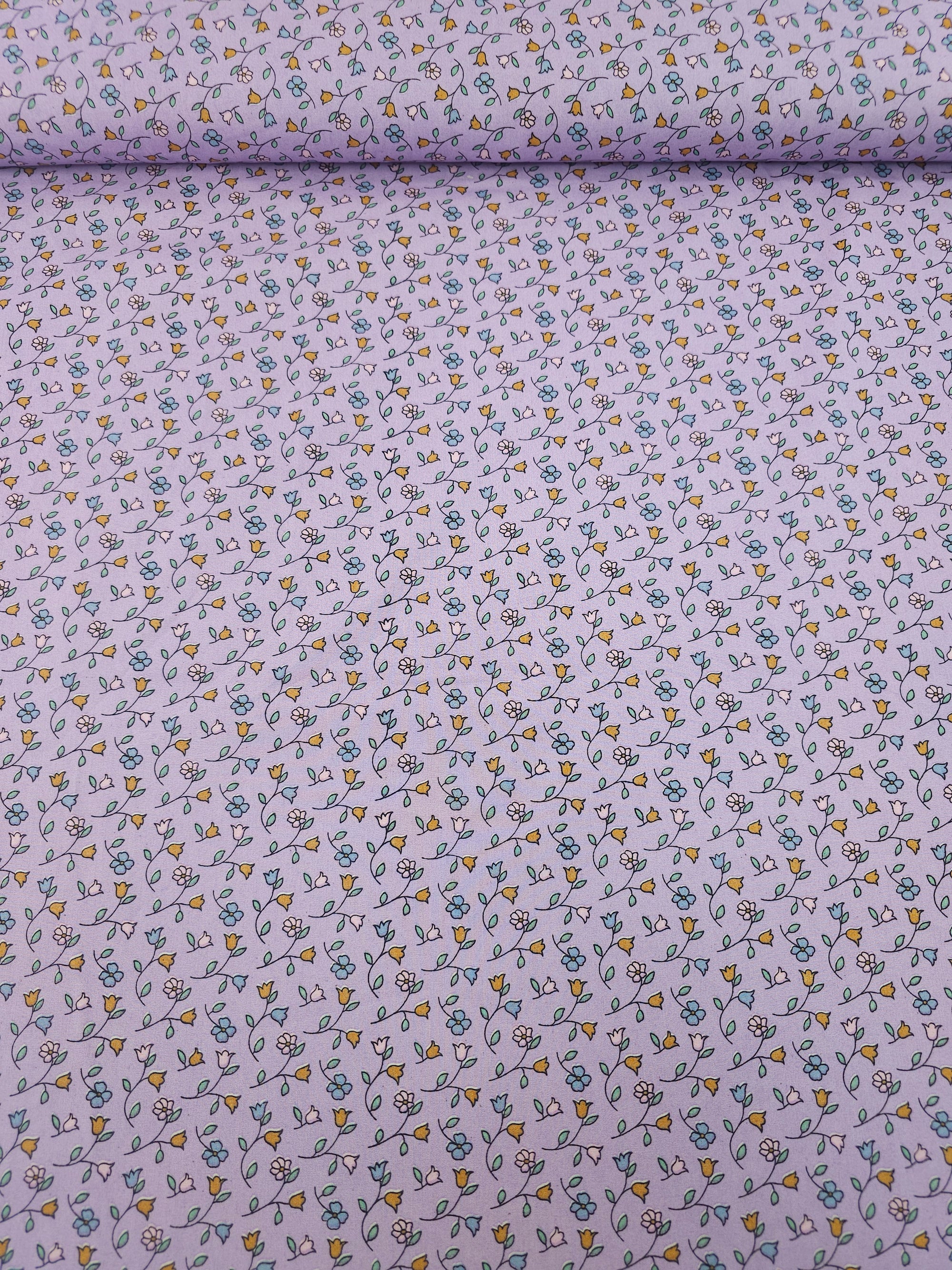 Lilac Tossed Tulip Stems Lightweight Cotton 57"