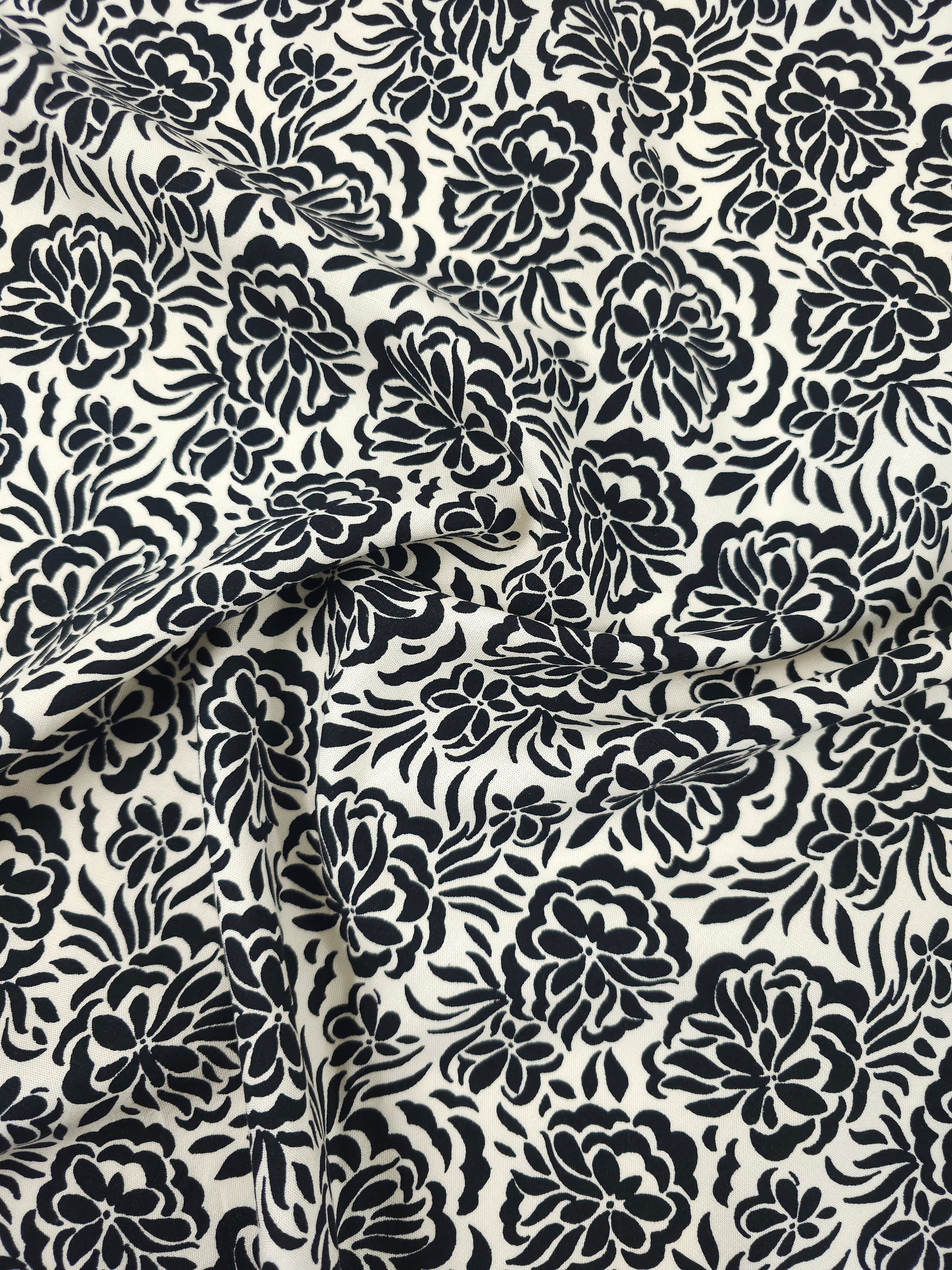 Black/Ivory Floral Dream Interfacing Backed Viscose