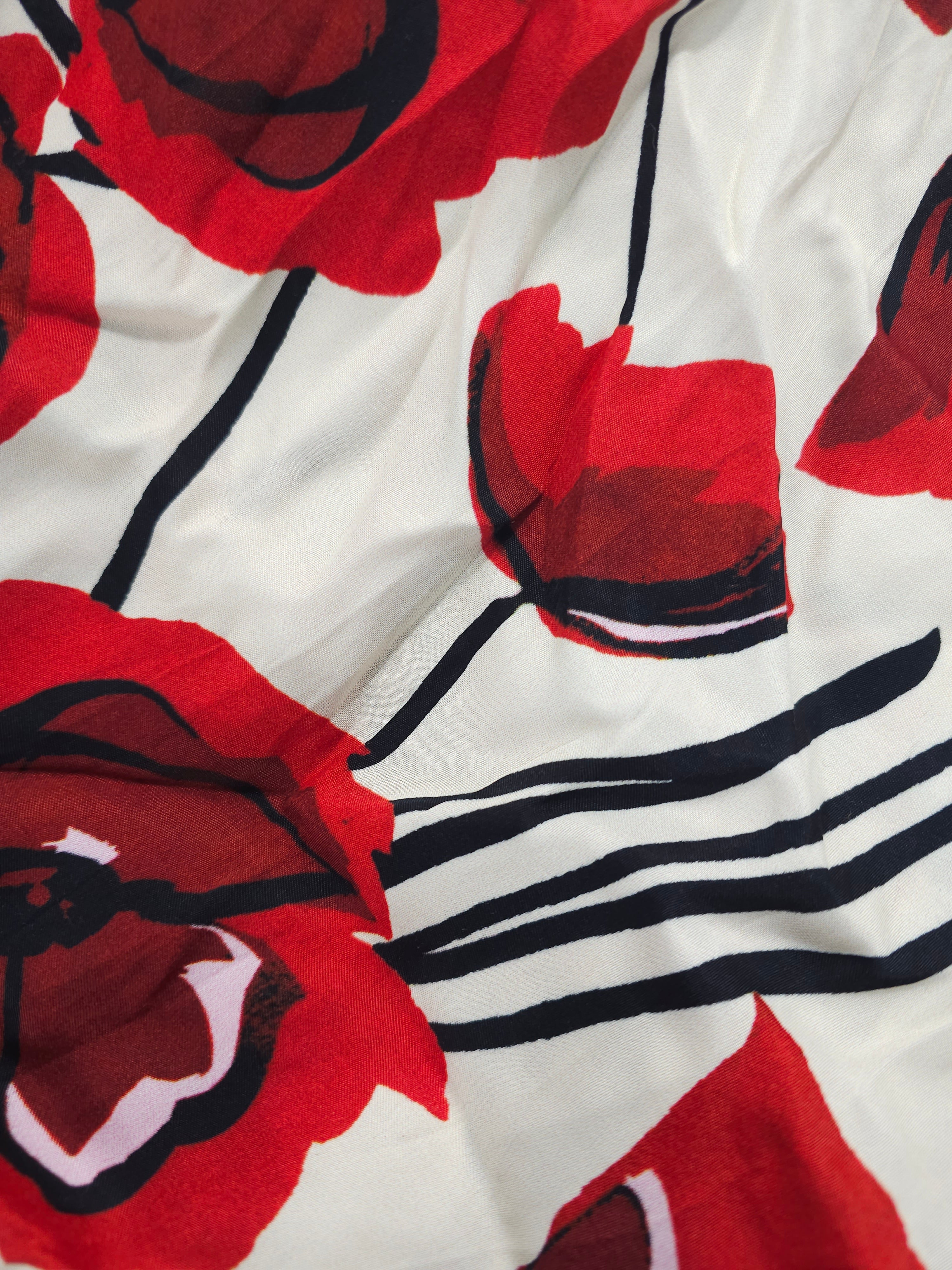 Red poppy Viscose sateen- 2.5m piece