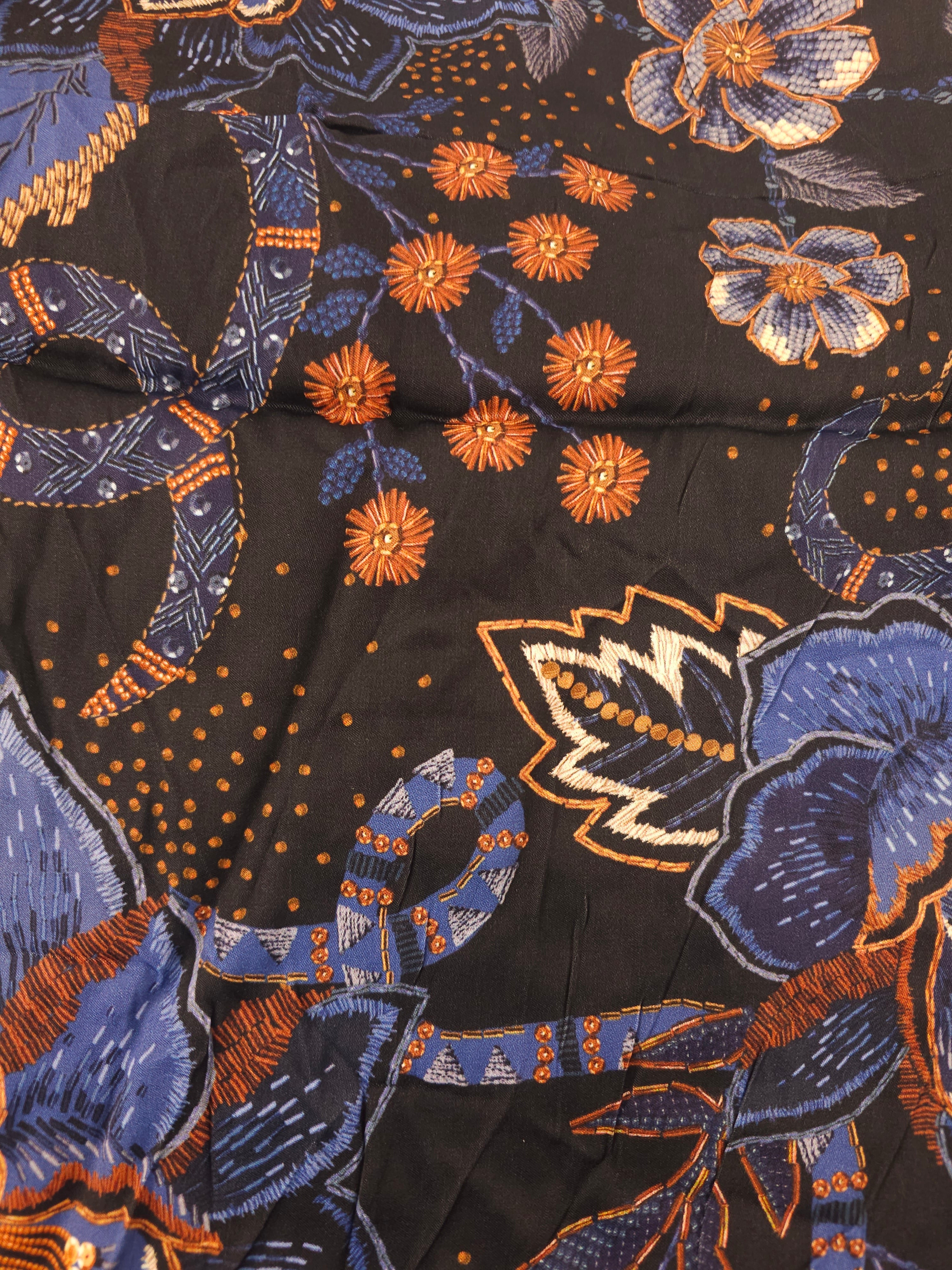 Brown snake floral Viscose sateen- 2.8m piece