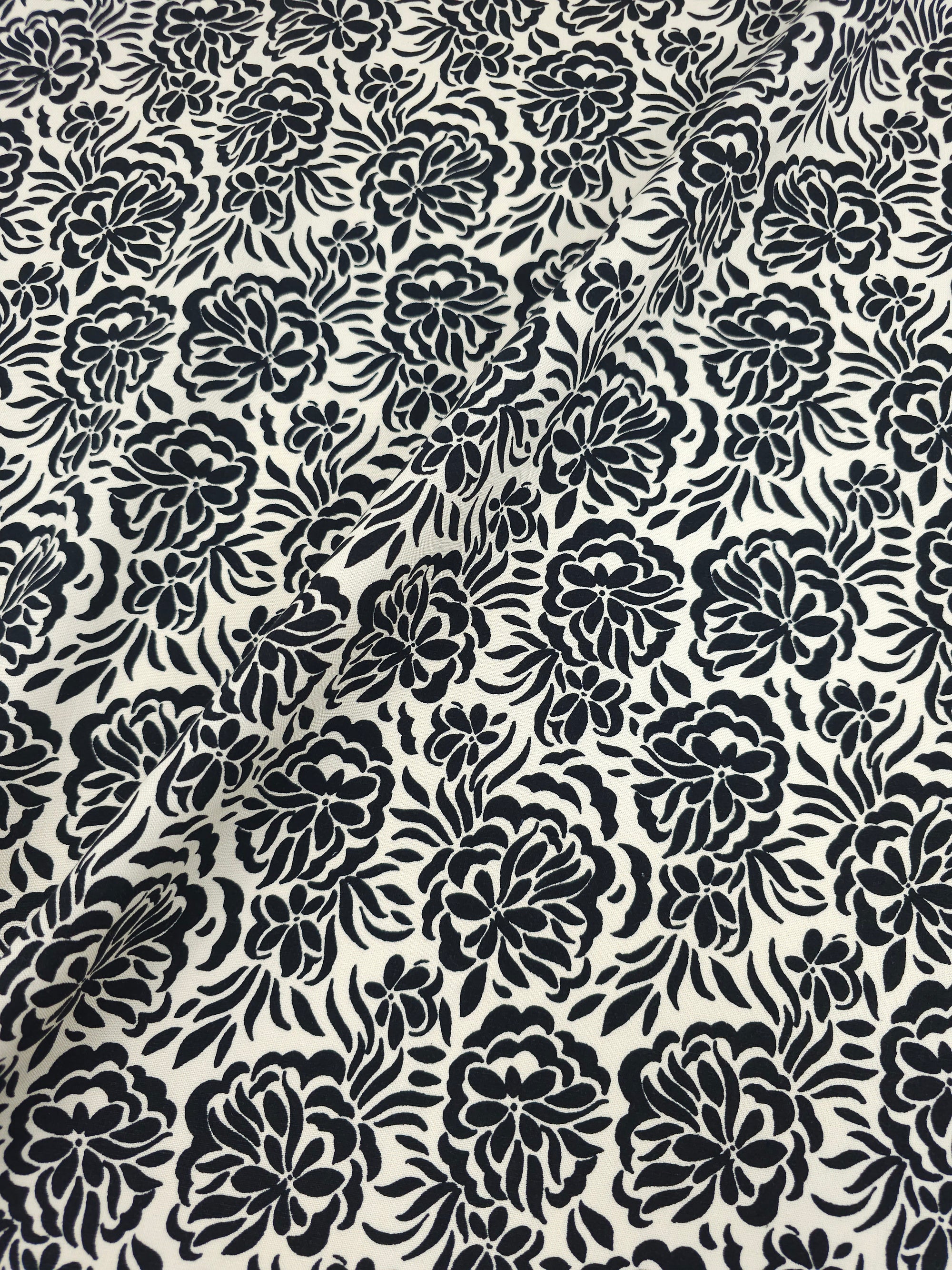 Black/Ivory Floral Dream Interfacing Backed Viscose