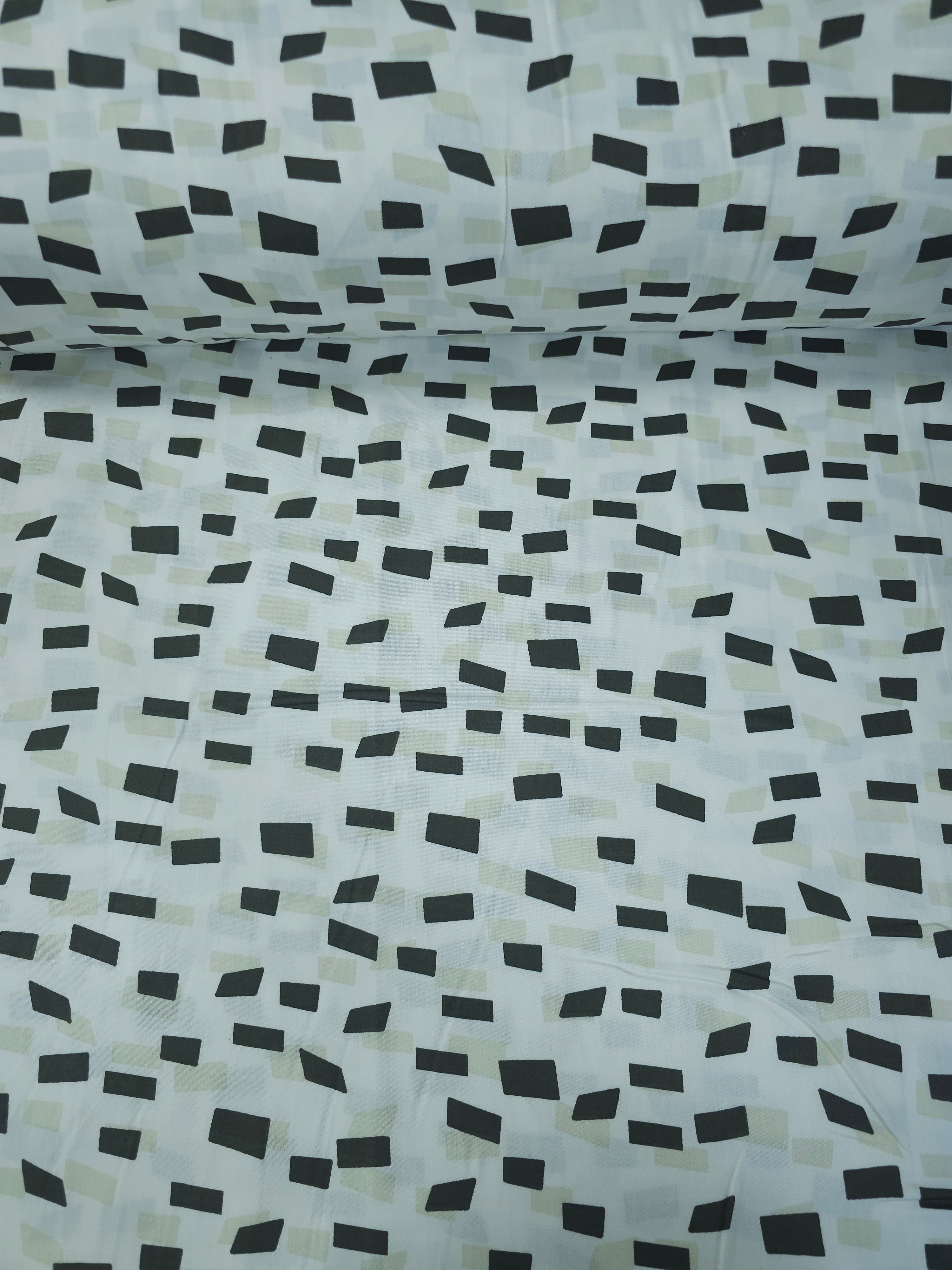 Black/Off-White Confetti Cotton Sateen 86"