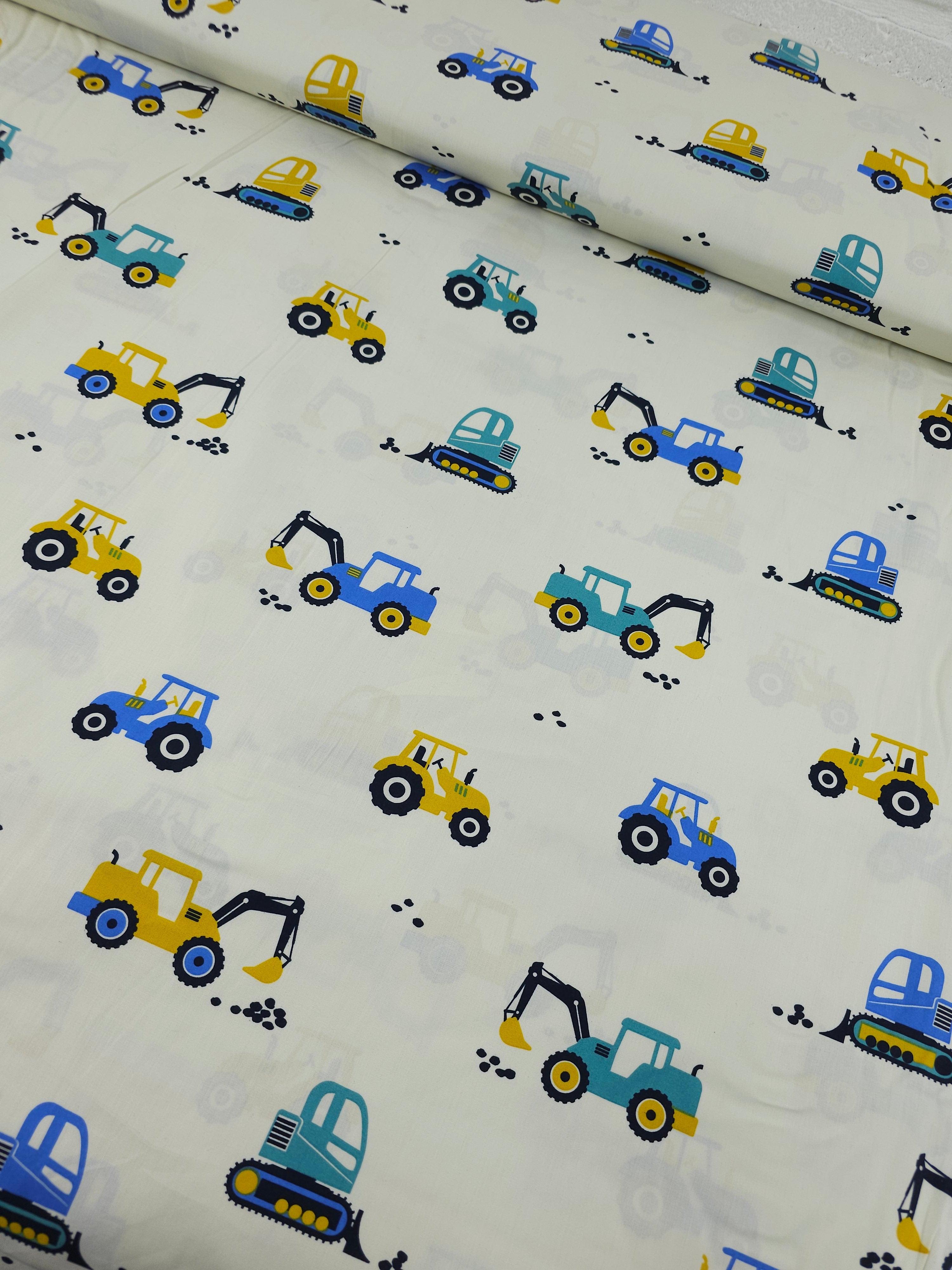 Yellow/Blue Tractors 100% Cotton 60" *DEFECT*