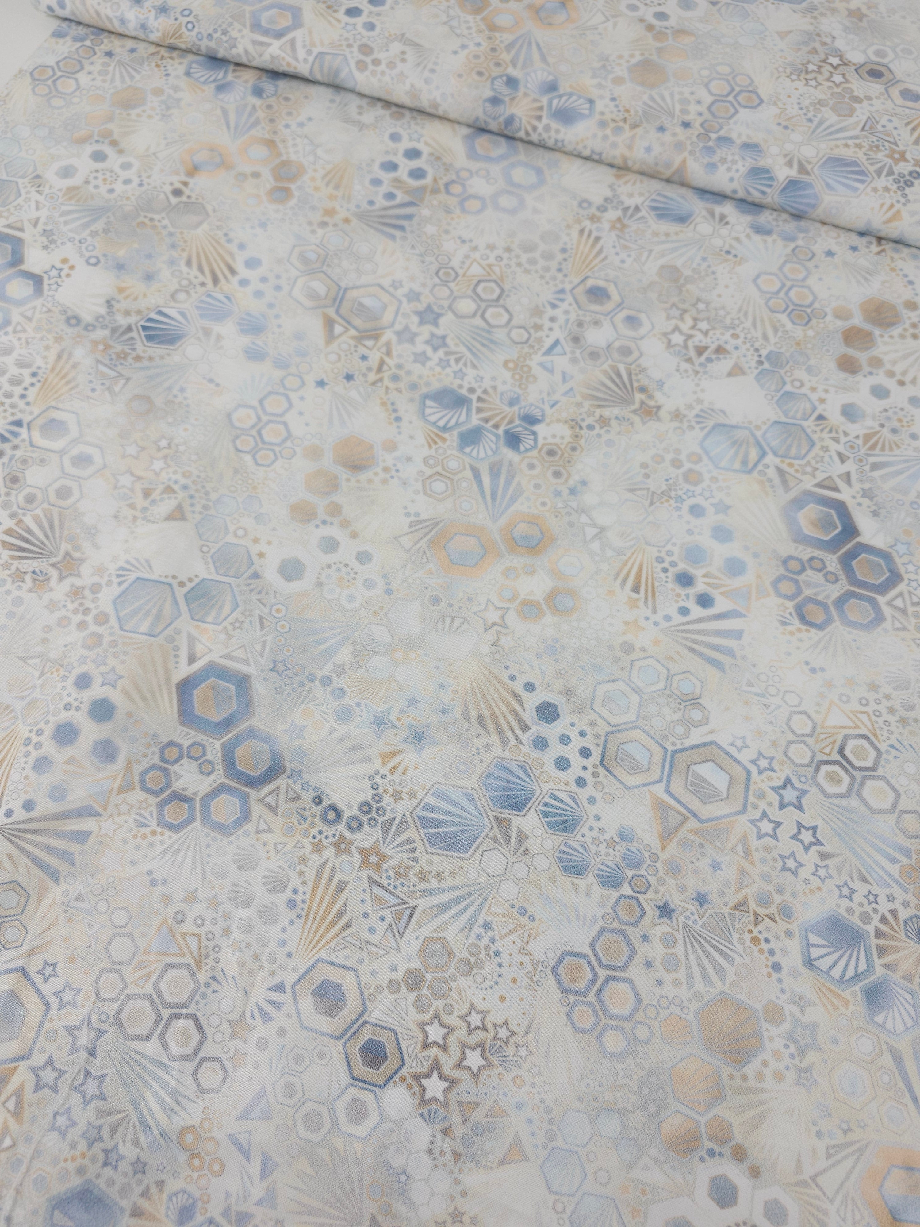 Washed White Star Phantasma 100% Cotton - Robert Kaufman