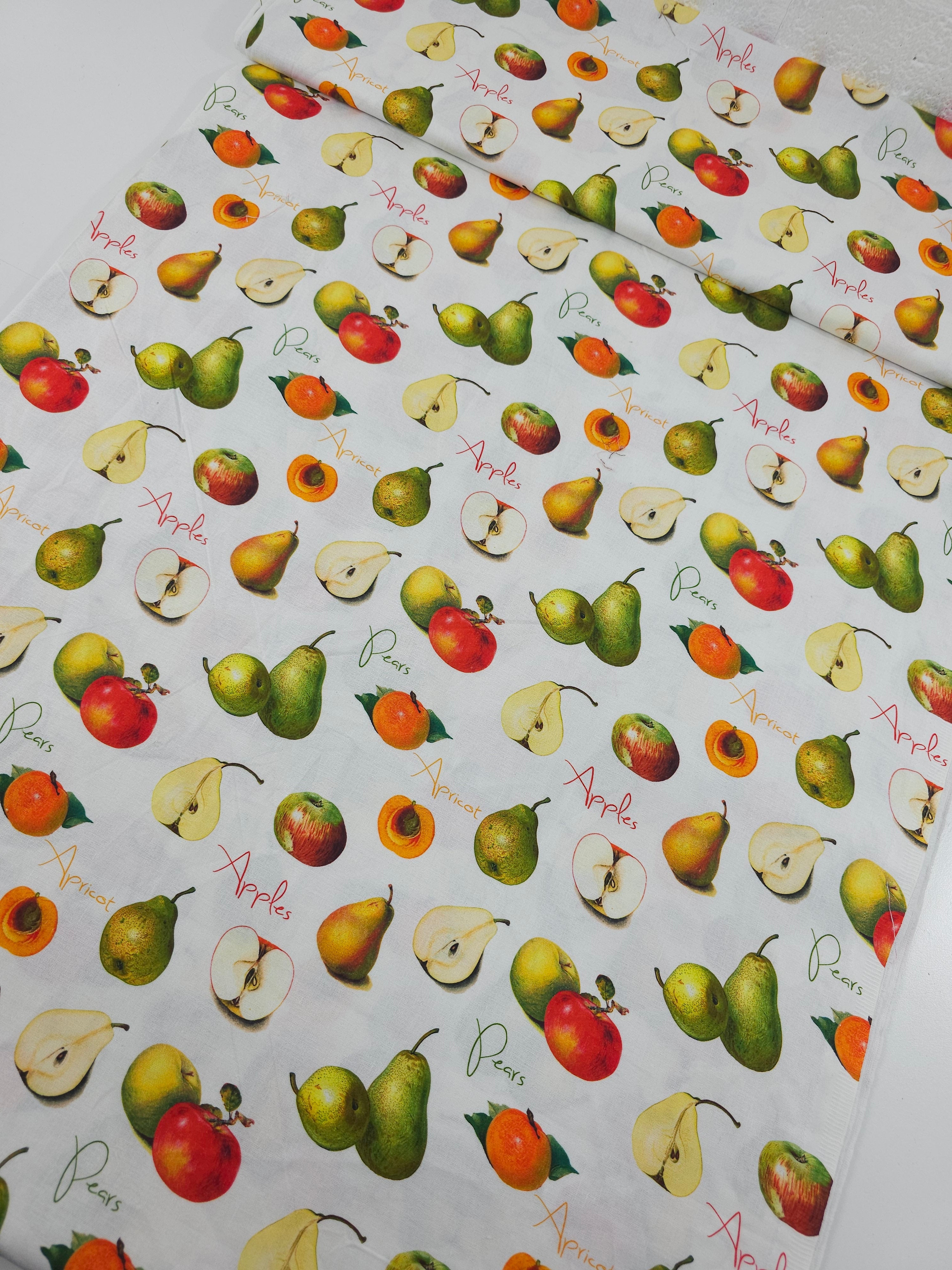 Apples Pears Apricots 100% Cotton - Joann