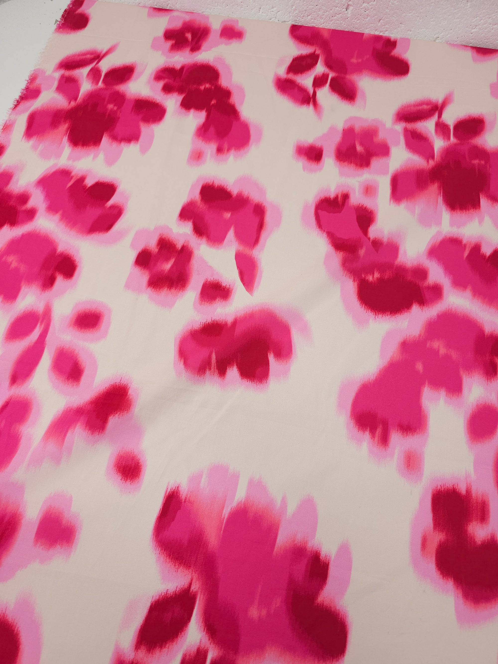 Fuchsia/Hot Pink Blur Splodge Cotton Sateen
