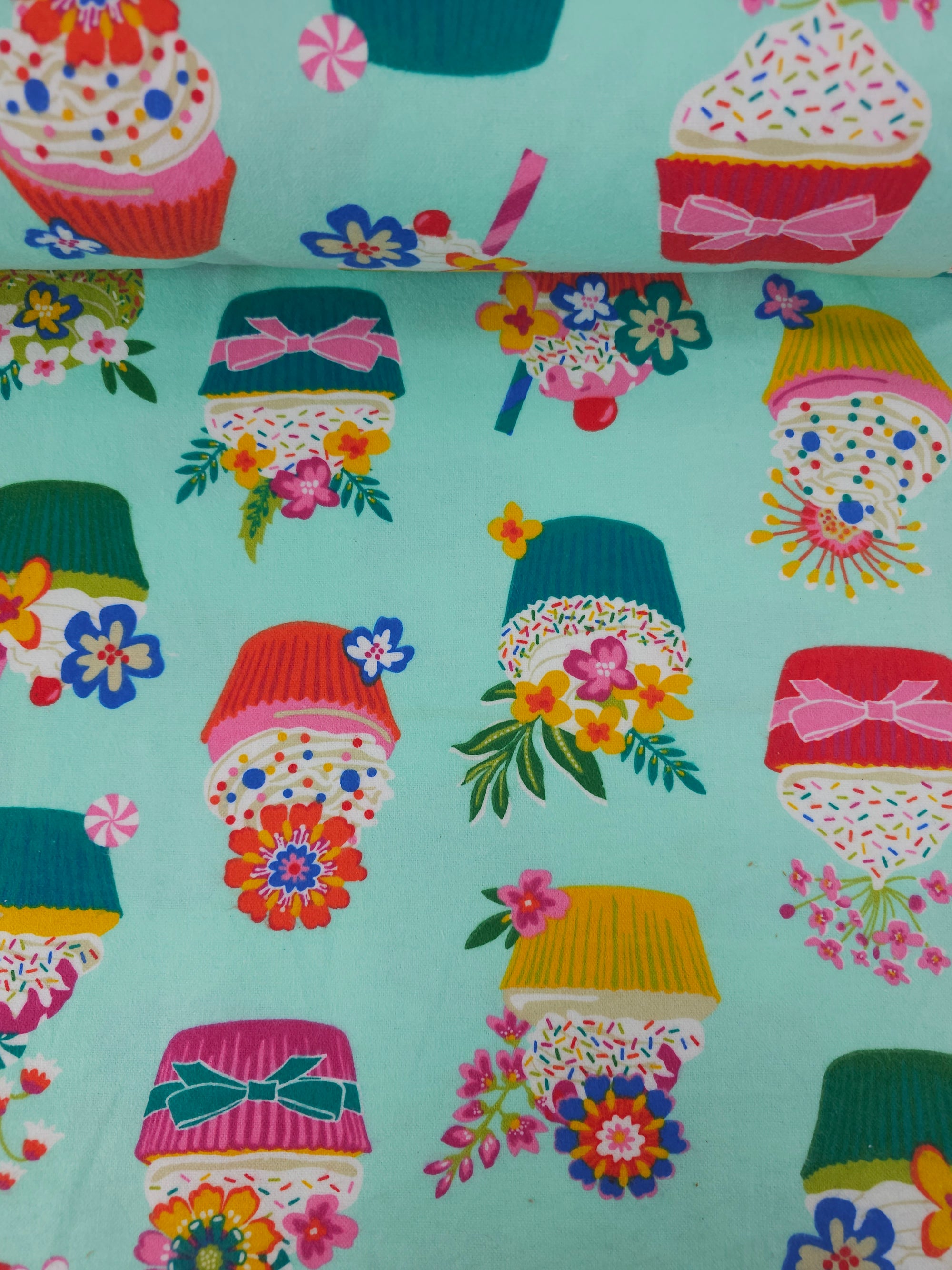 Floral Cupcake Lightweight Flannel Cotton