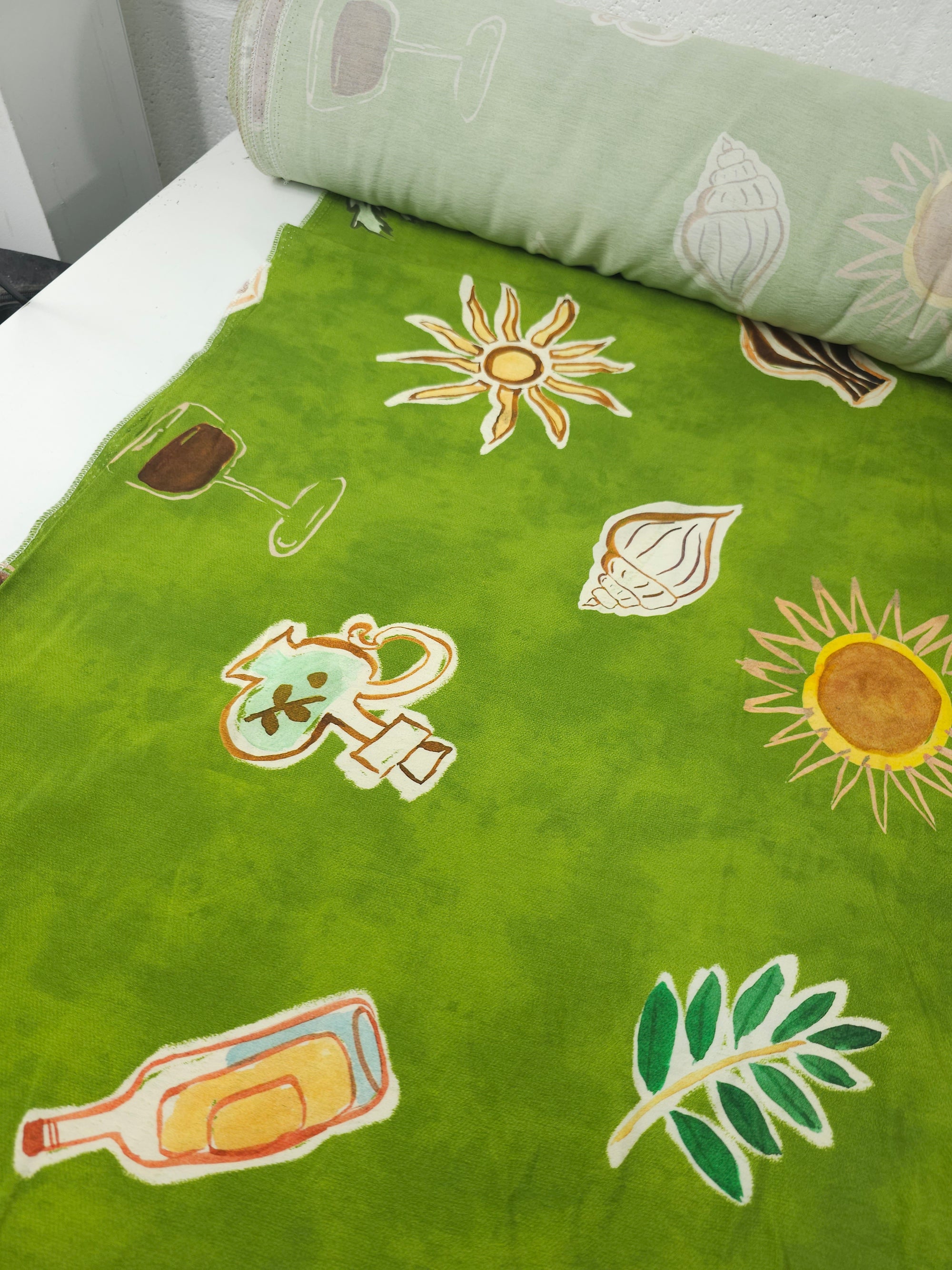 Paradiso Island Trinkets Modal