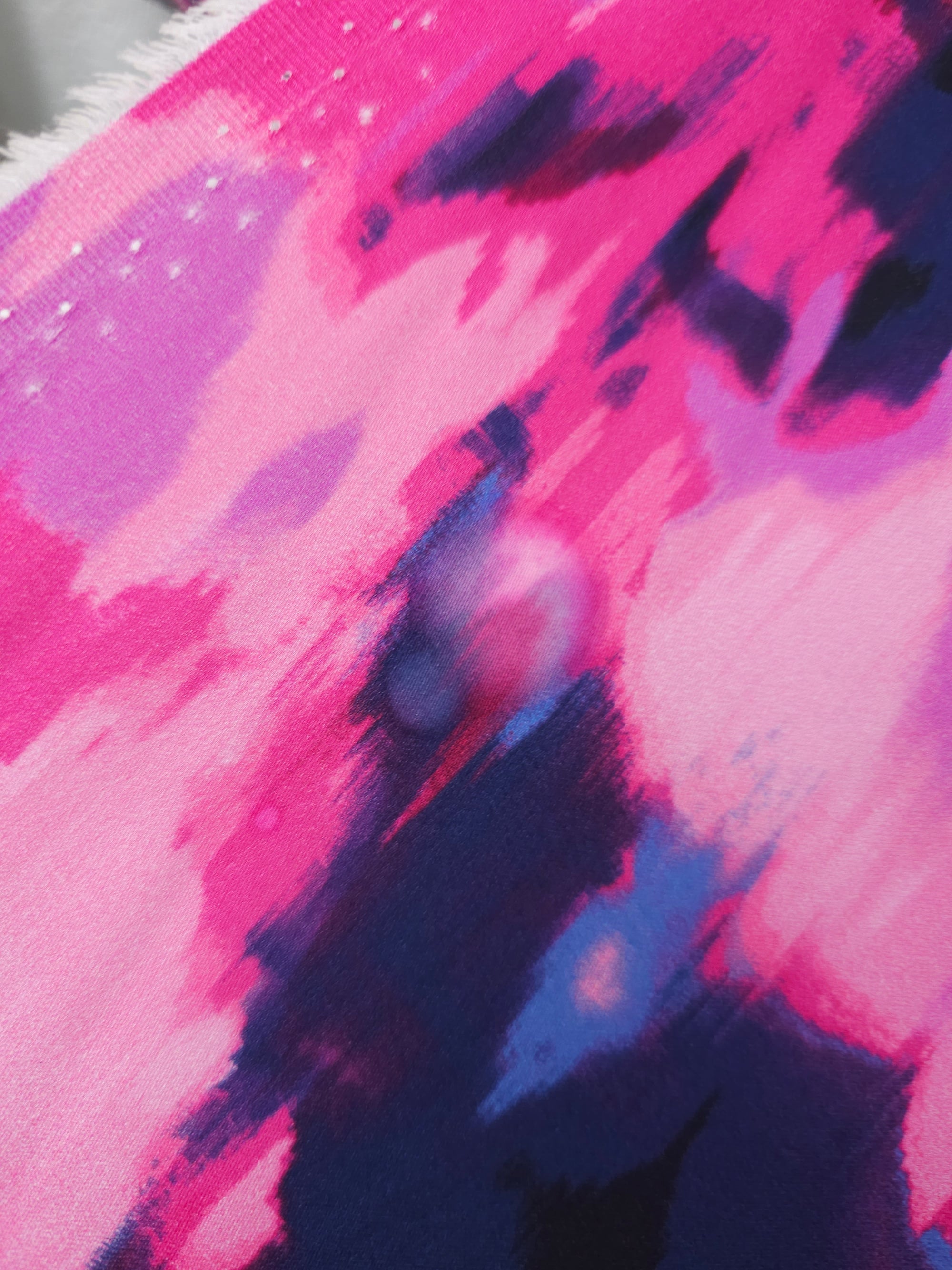Pink/Navy Abstract Splash Viscose *DEFECT*