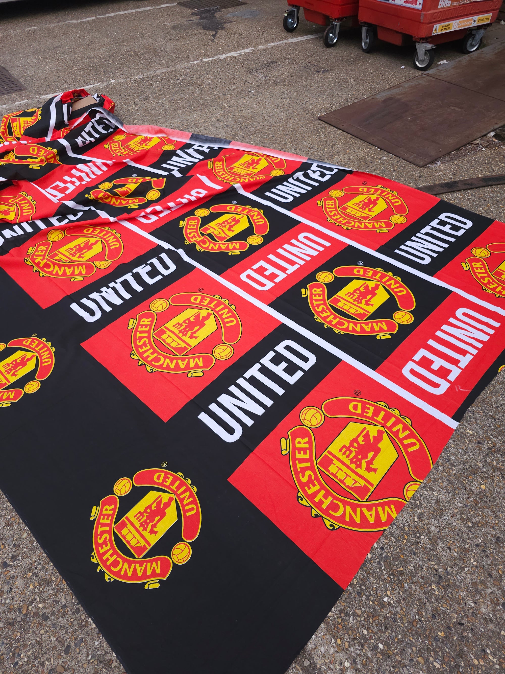 Manchester United FC Large Emblem 100% Cotton Football Fabric 102" *EXTRA WIDE*