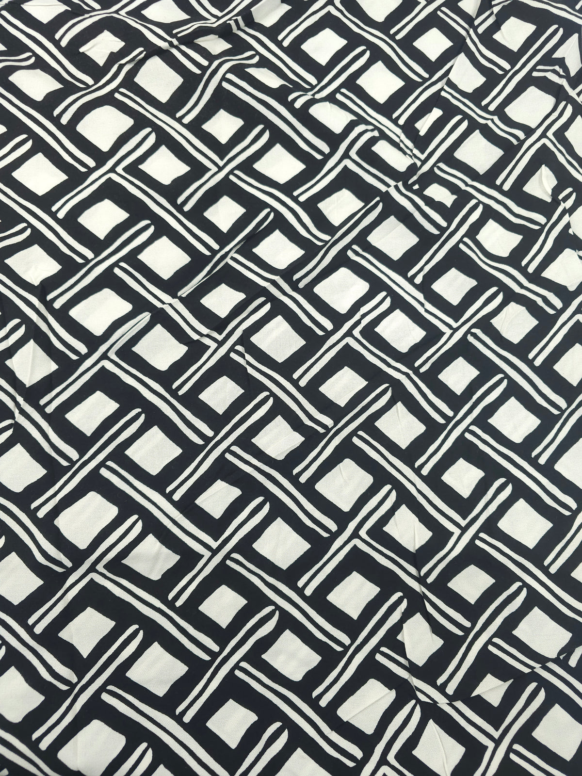 Black weave Viscose- 2.7m piece