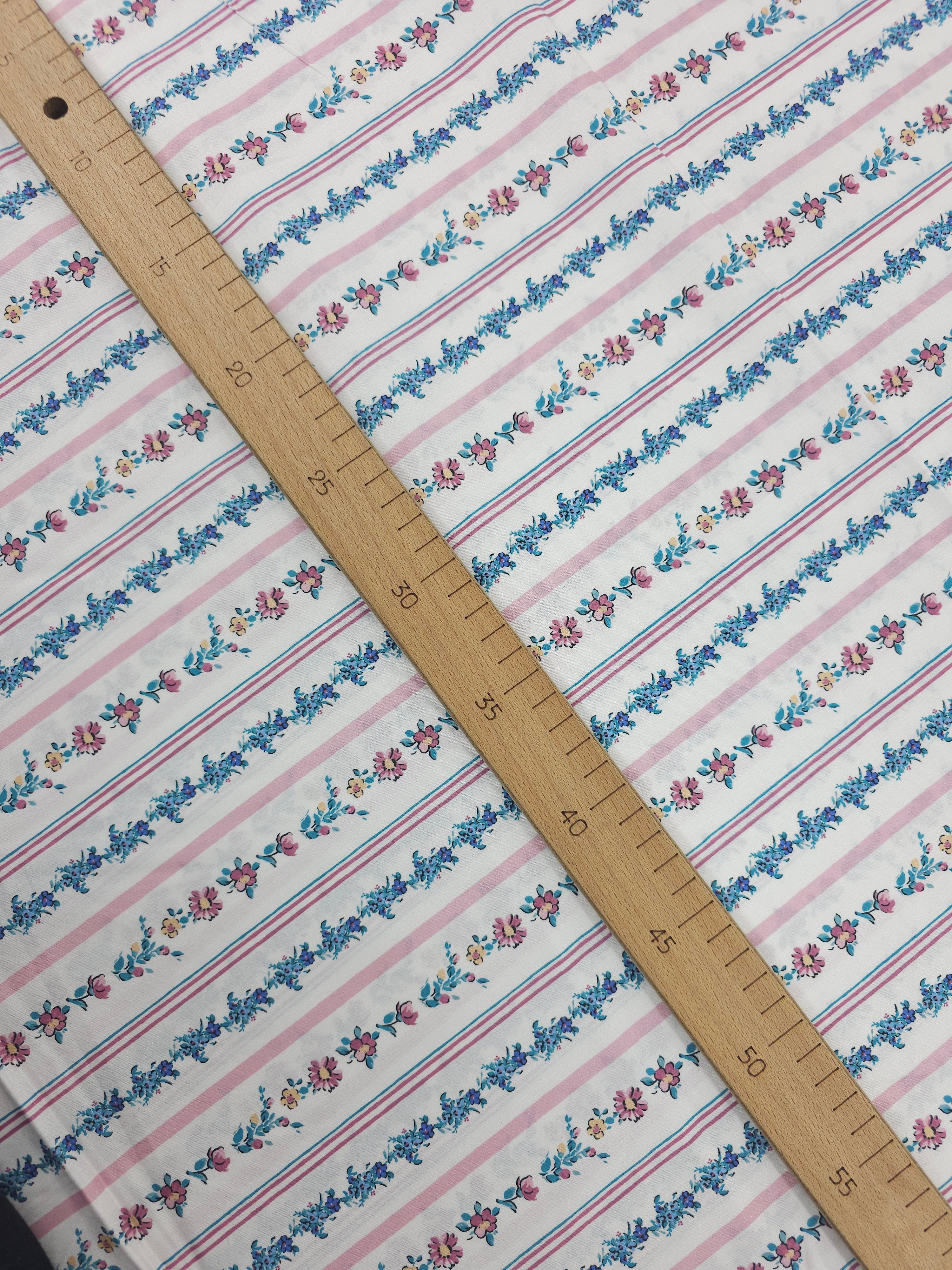 Vintage Floral Stripe Lightweight Cotton 57"