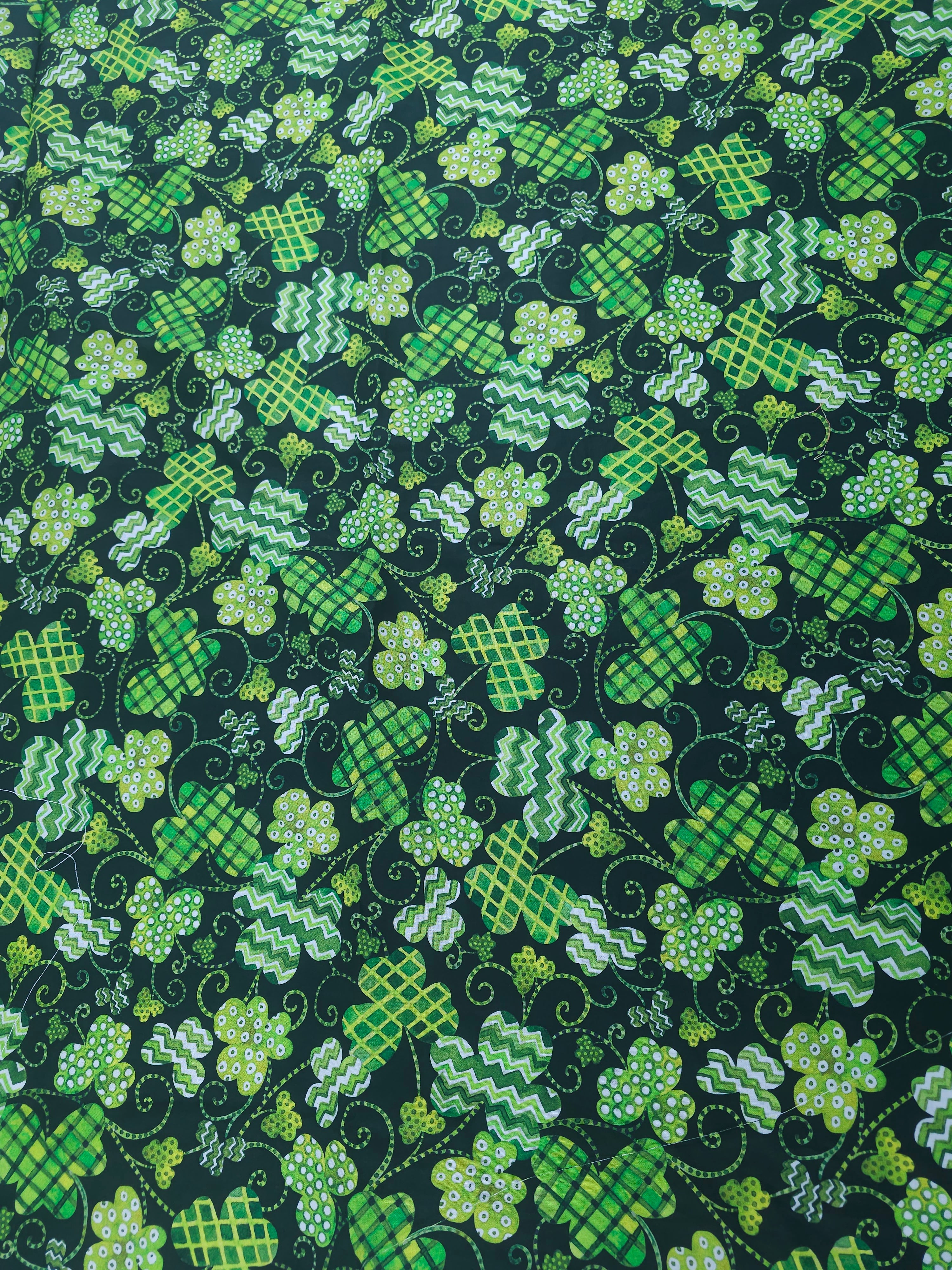 Lucky clover Cotton- 1.9m piece