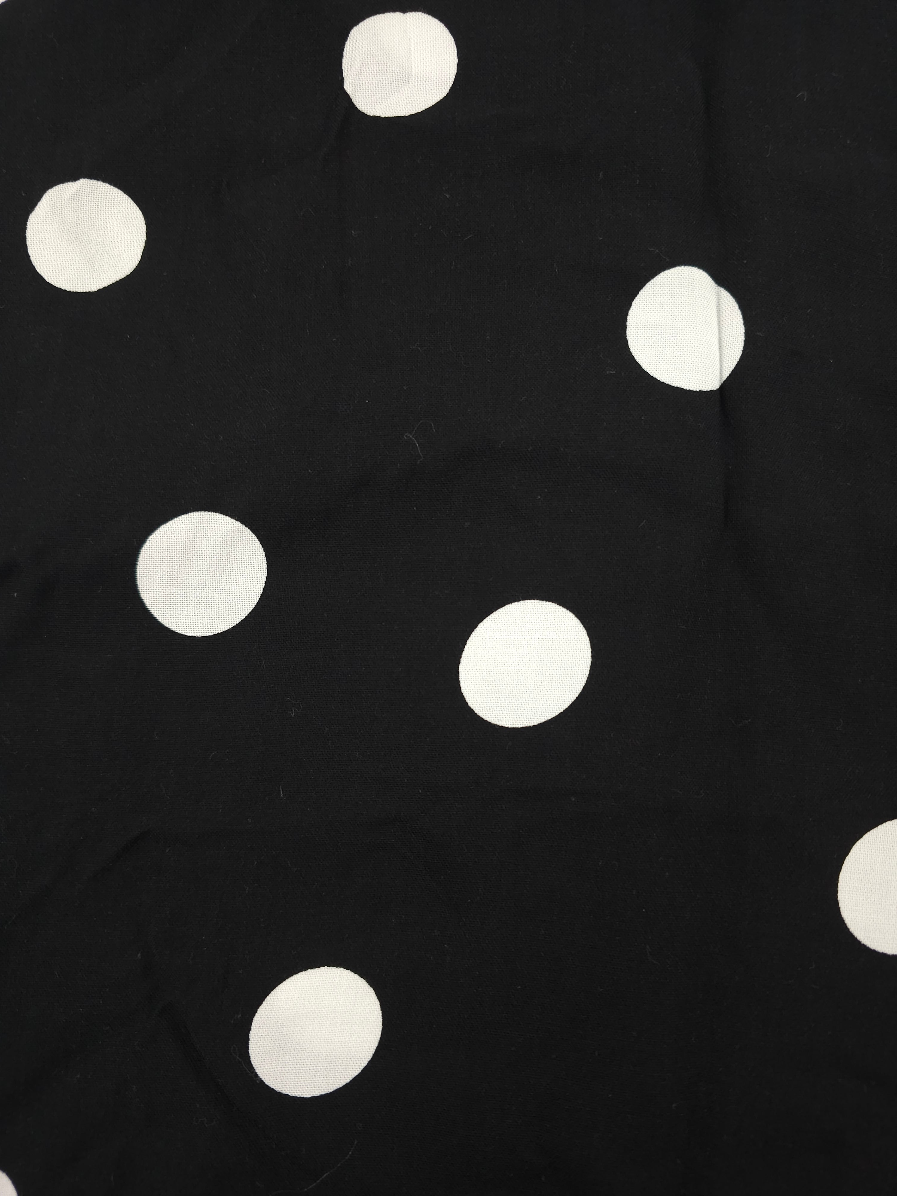 Black polka viscose- 2m piece