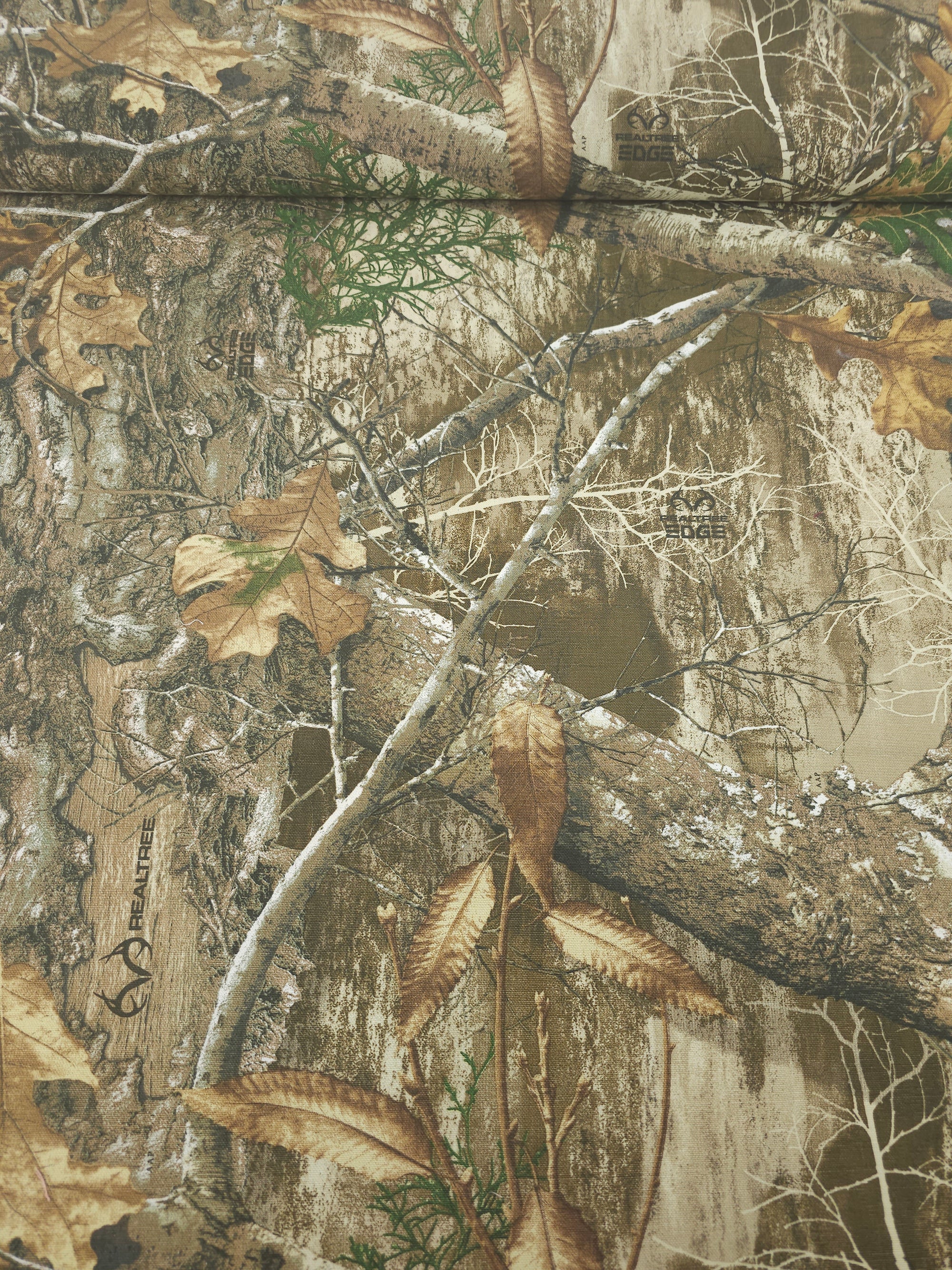Realtree Leaf Branch Canvas Cotton