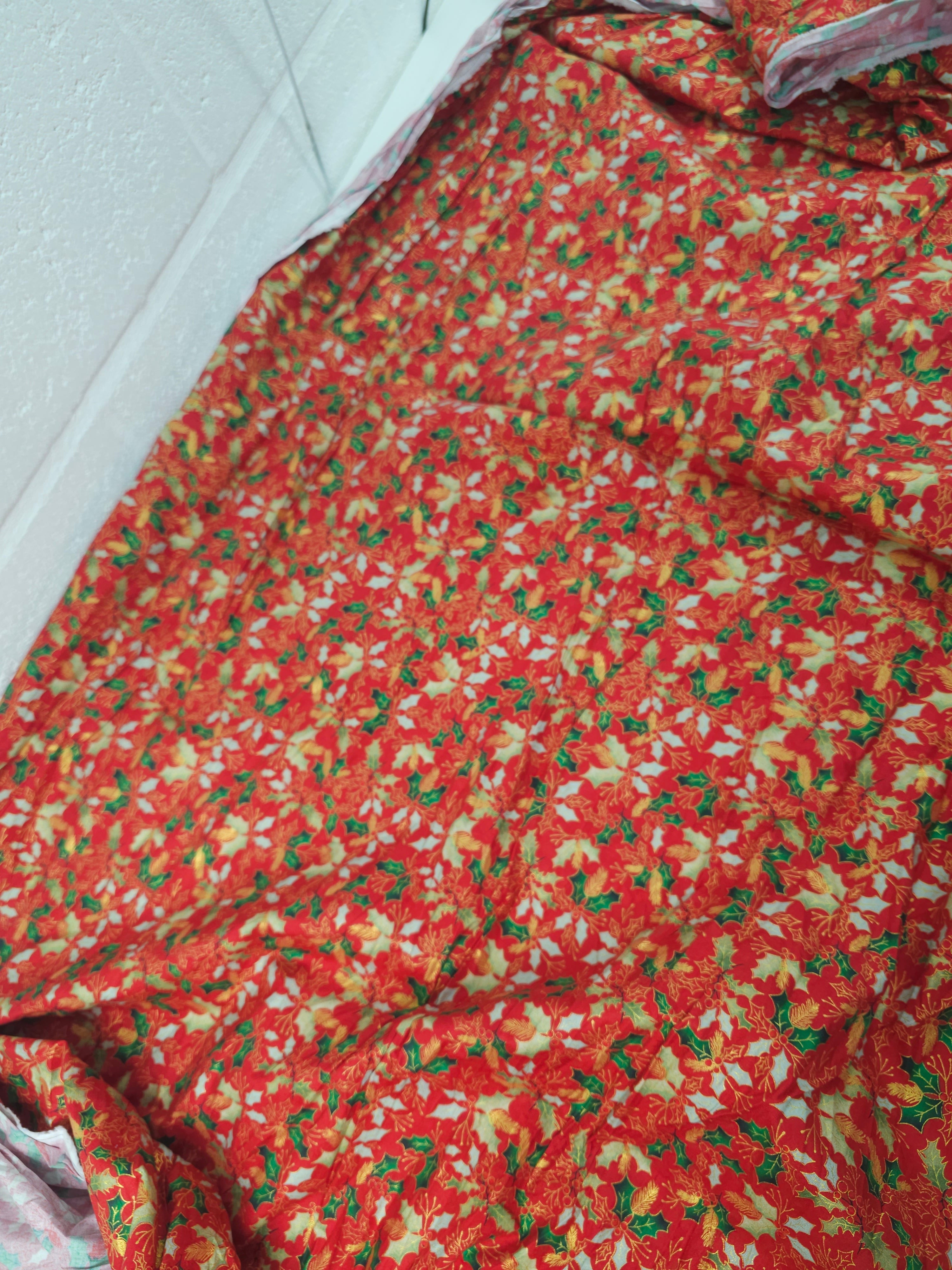 Holly leaf Cotton- 4.1m piece