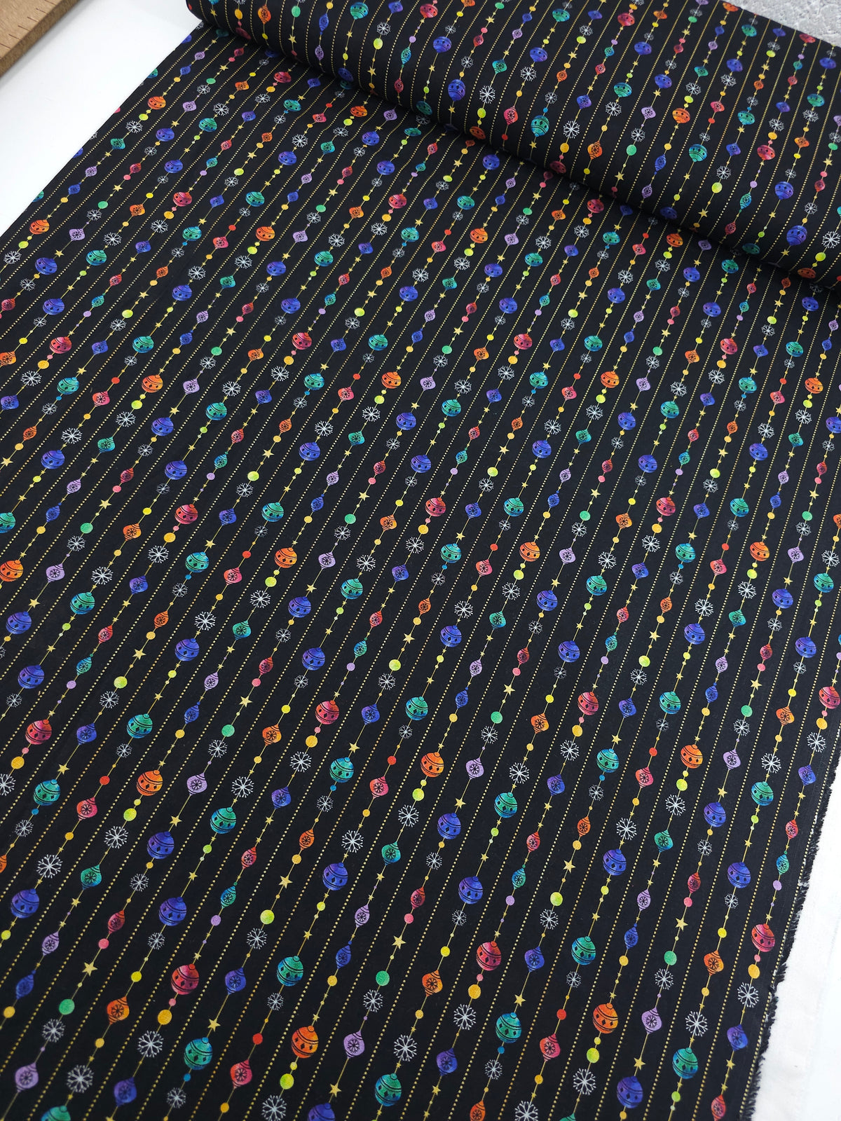 Multicolour Bauble Trail 100% Cotton - Joann