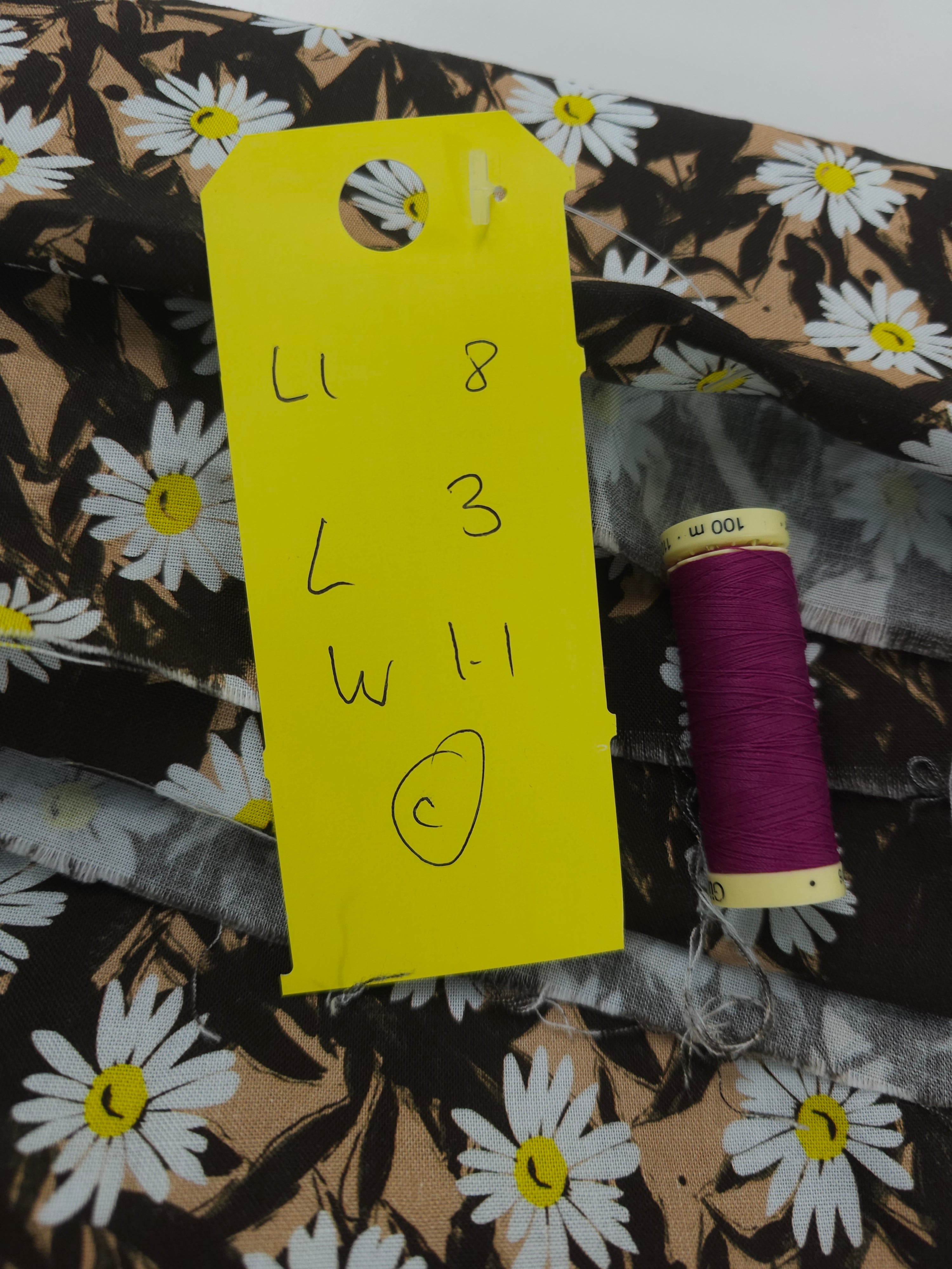 Brown daisy Cotton- 3m piece